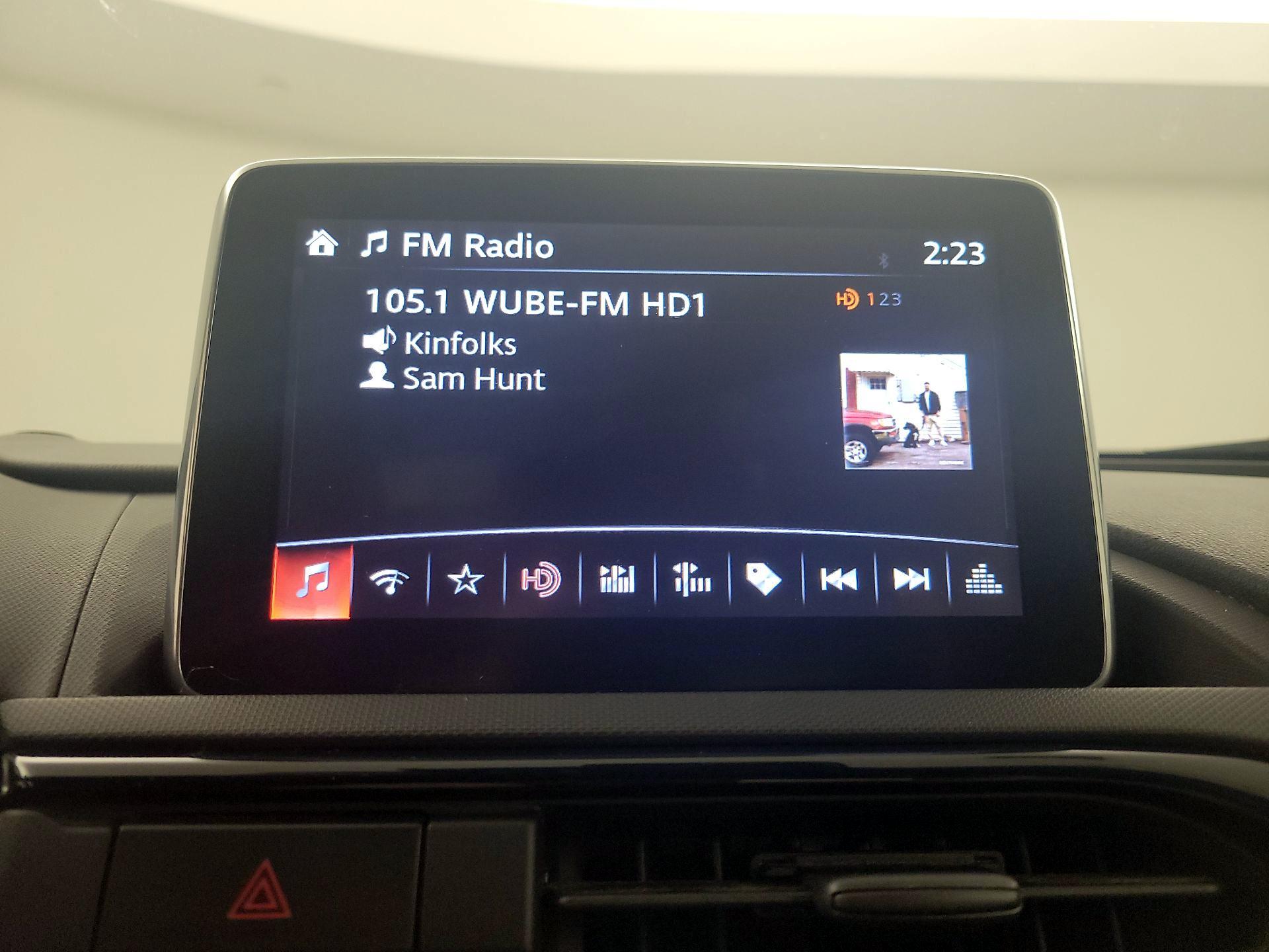 Thumbnail: 2016 Mazda MX-5 Miata - 15