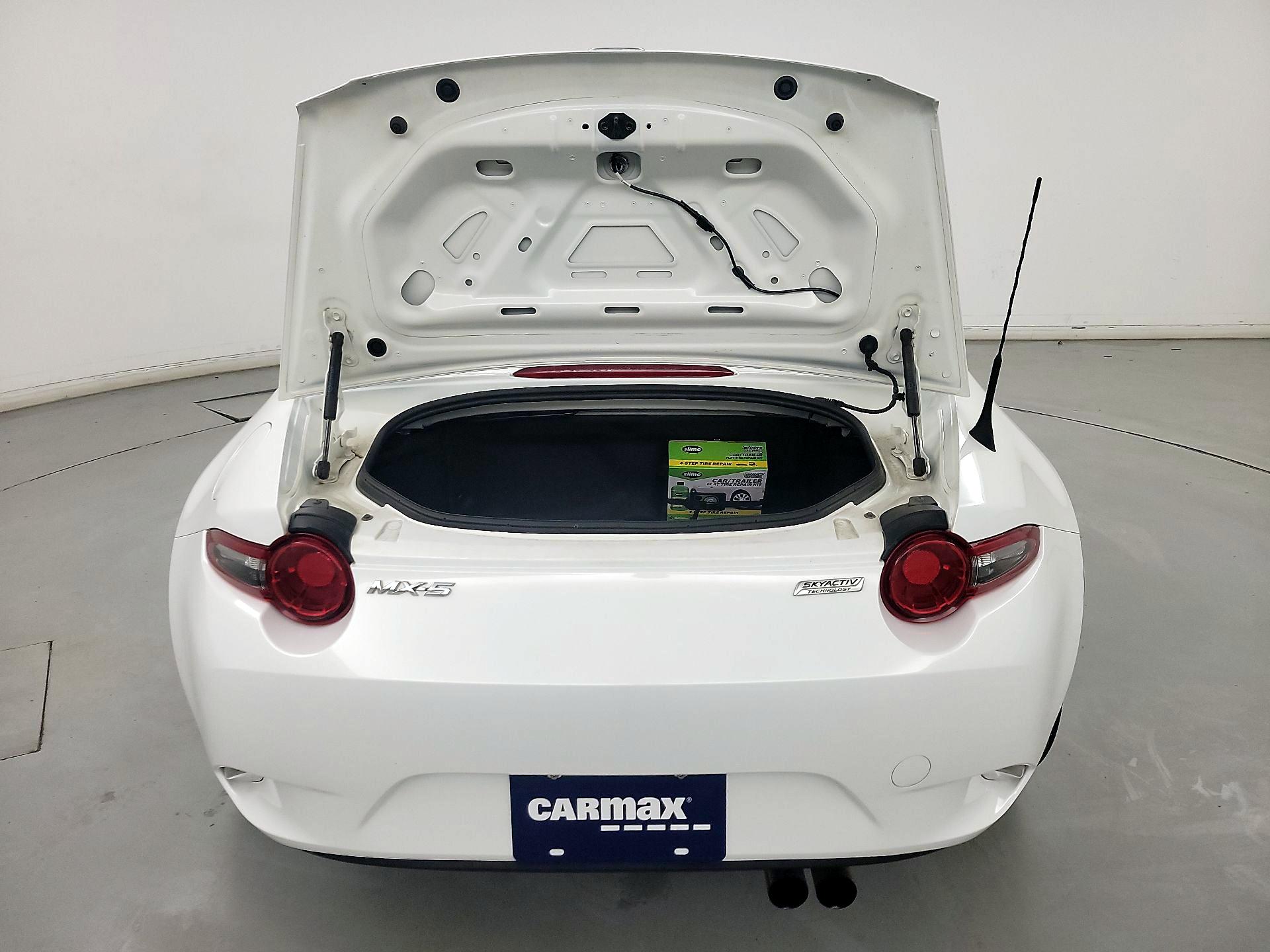 Thumbnail: 2016 Mazda MX-5 Miata - 19