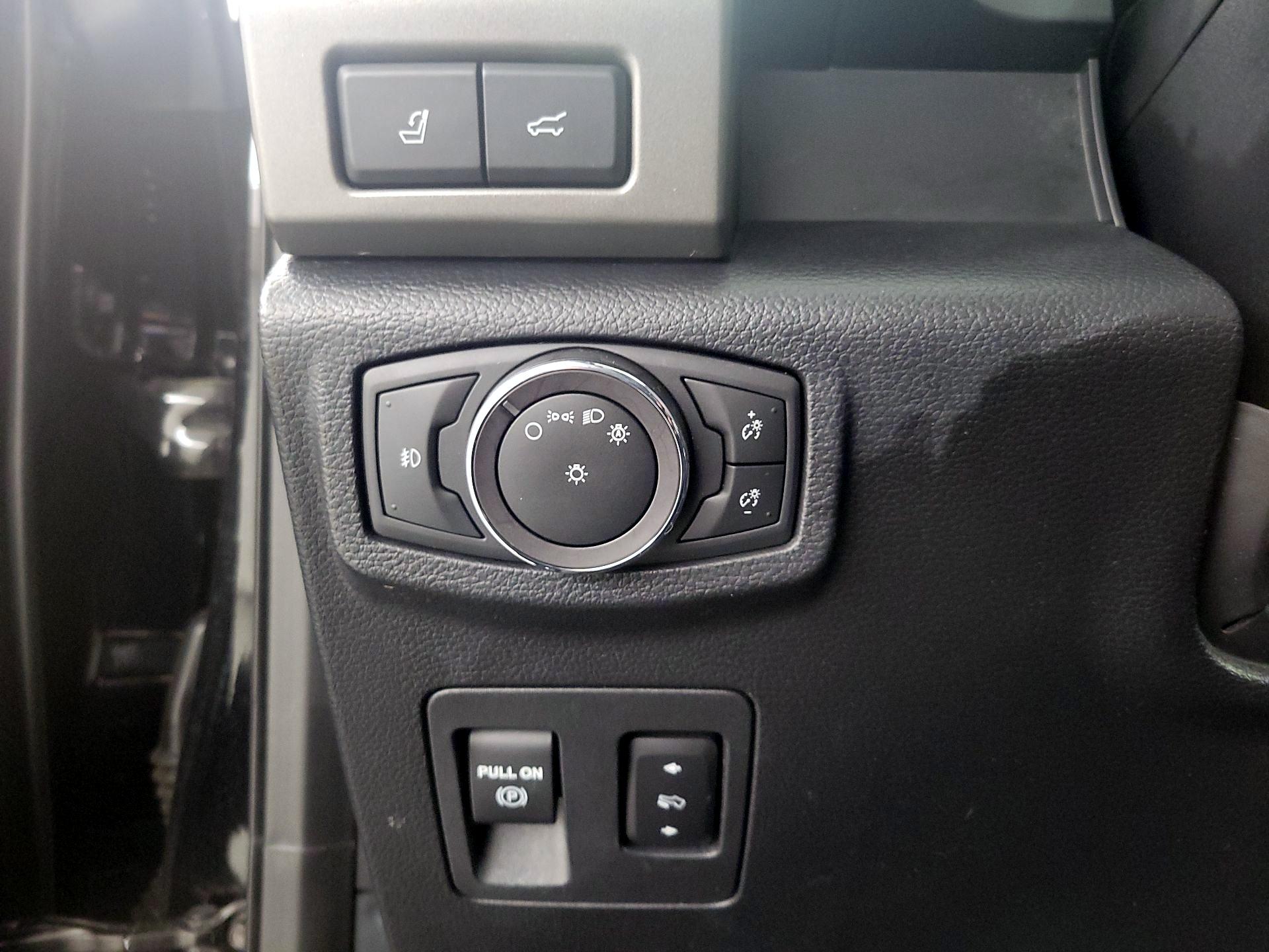 Thumbnail: 2018 Ford Expedition - 13