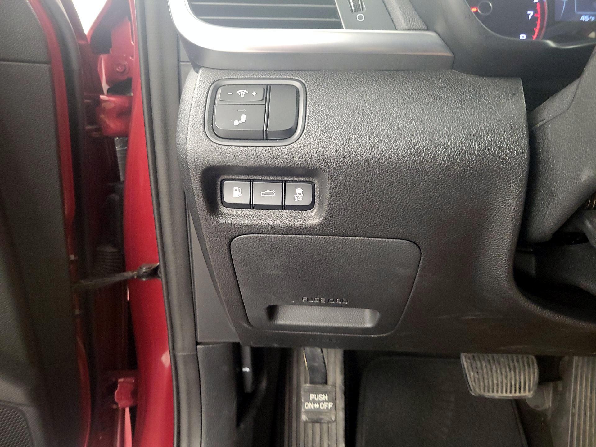 Thumbnail: 2018 Kia Optima - 13