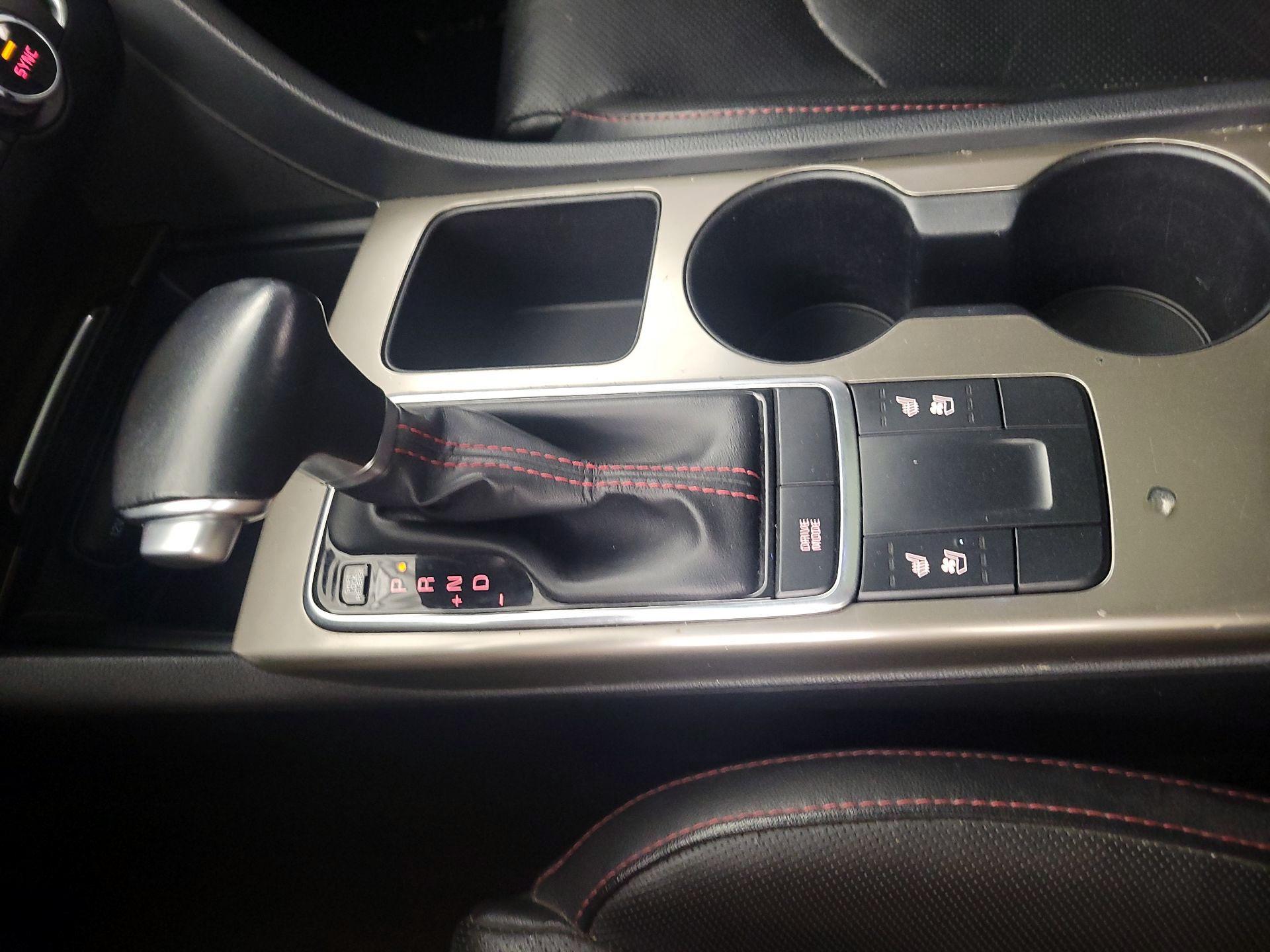 Thumbnail: 2018 Kia Optima - 17