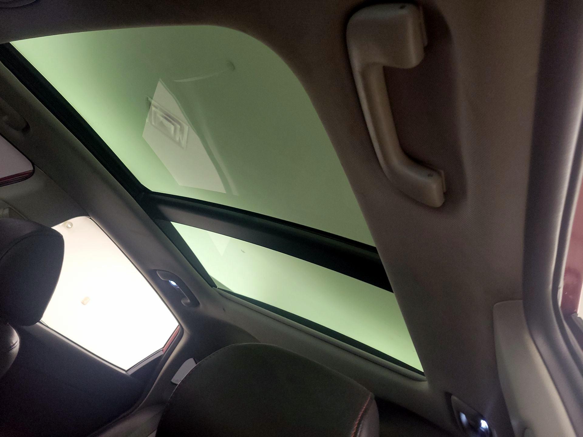 Thumbnail: 2018 Kia Optima - 19