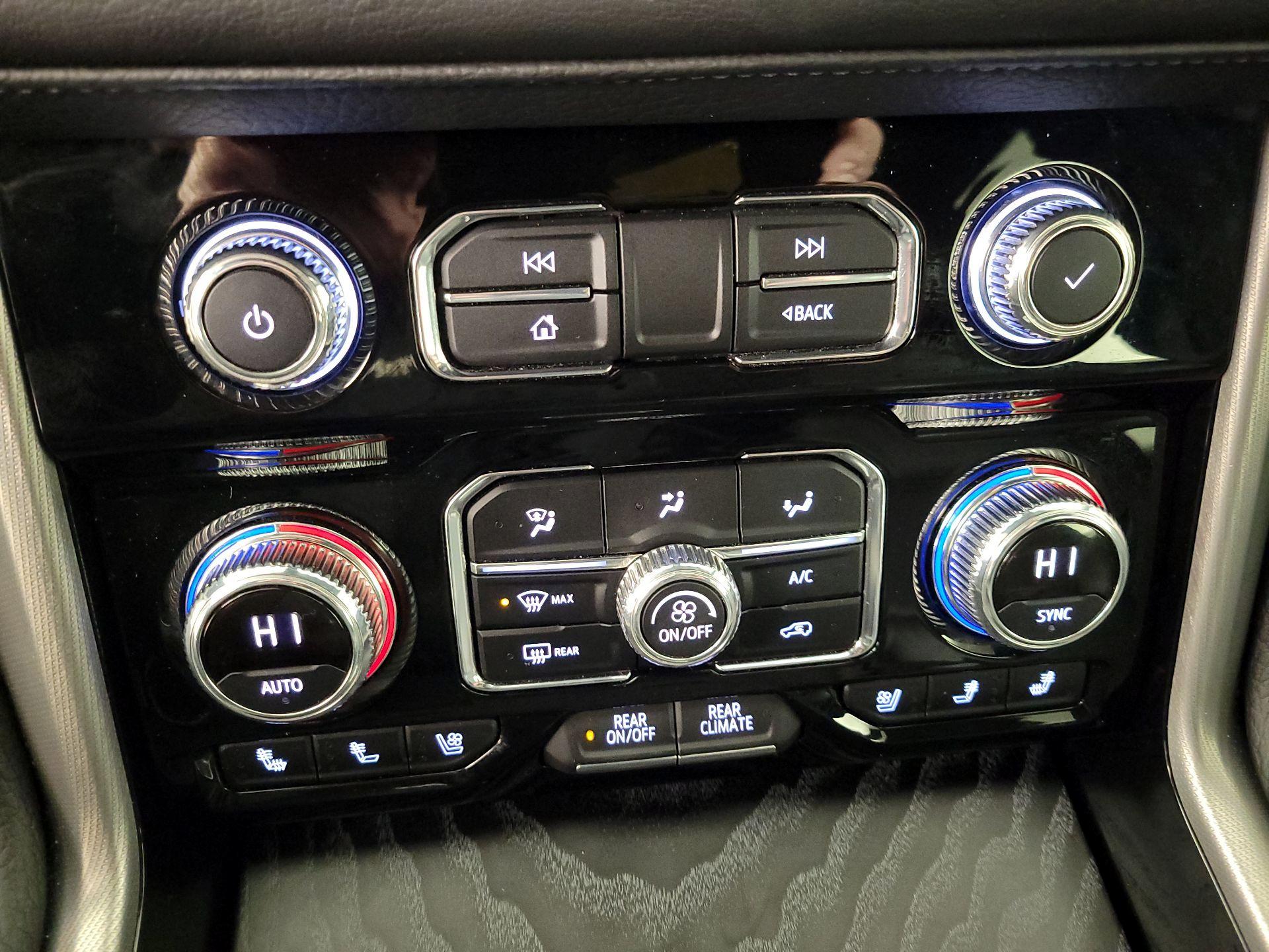 Thumbnail: 2021 GMC Yukon - 17