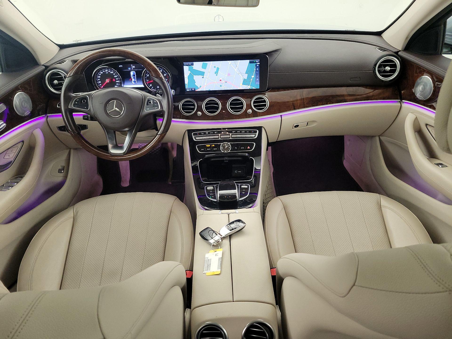 Thumbnail: 2017 Mercedes-Benz E-Class - 9