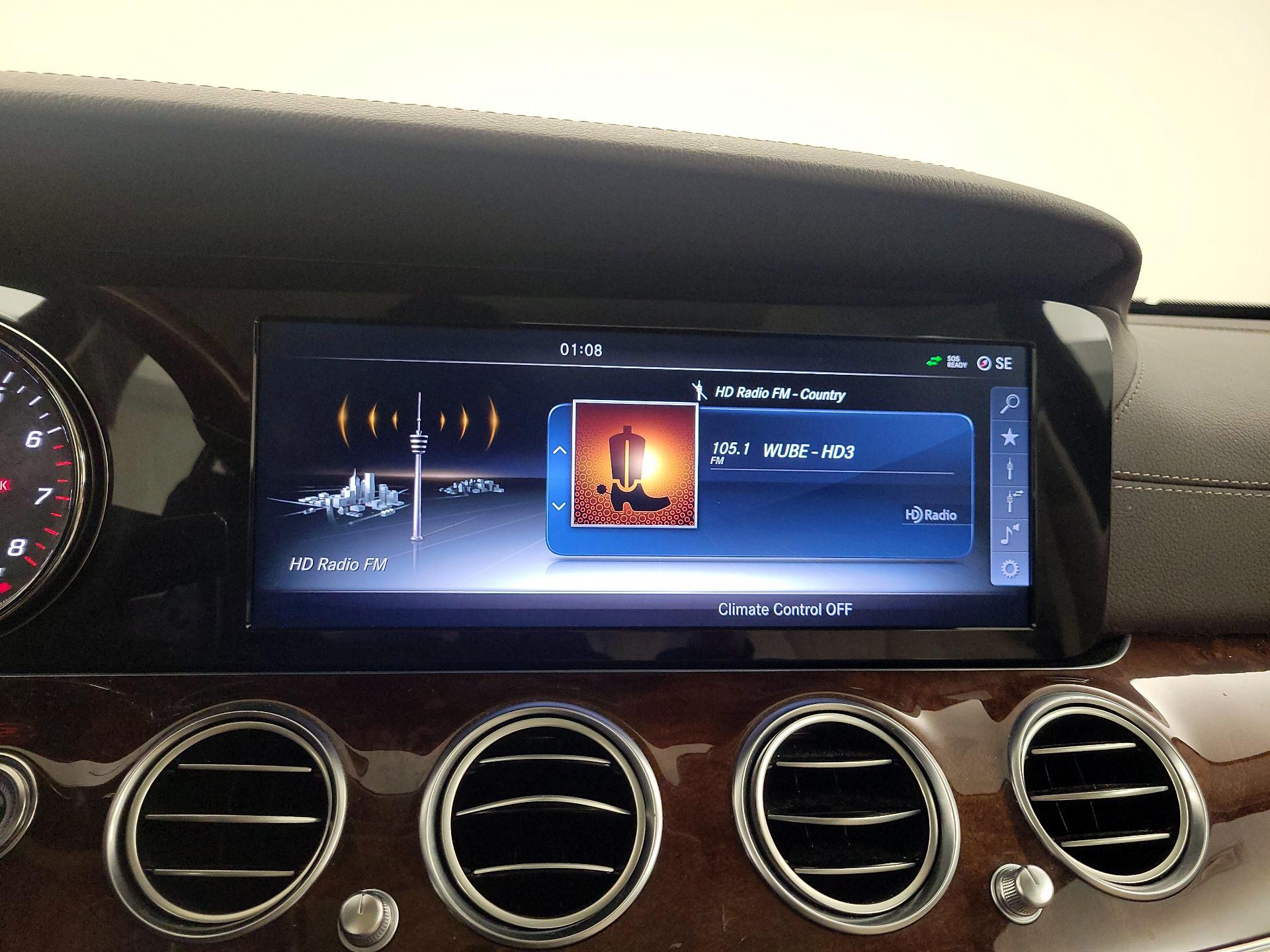 Thumbnail: 2017 Mercedes-Benz E-Class - 16