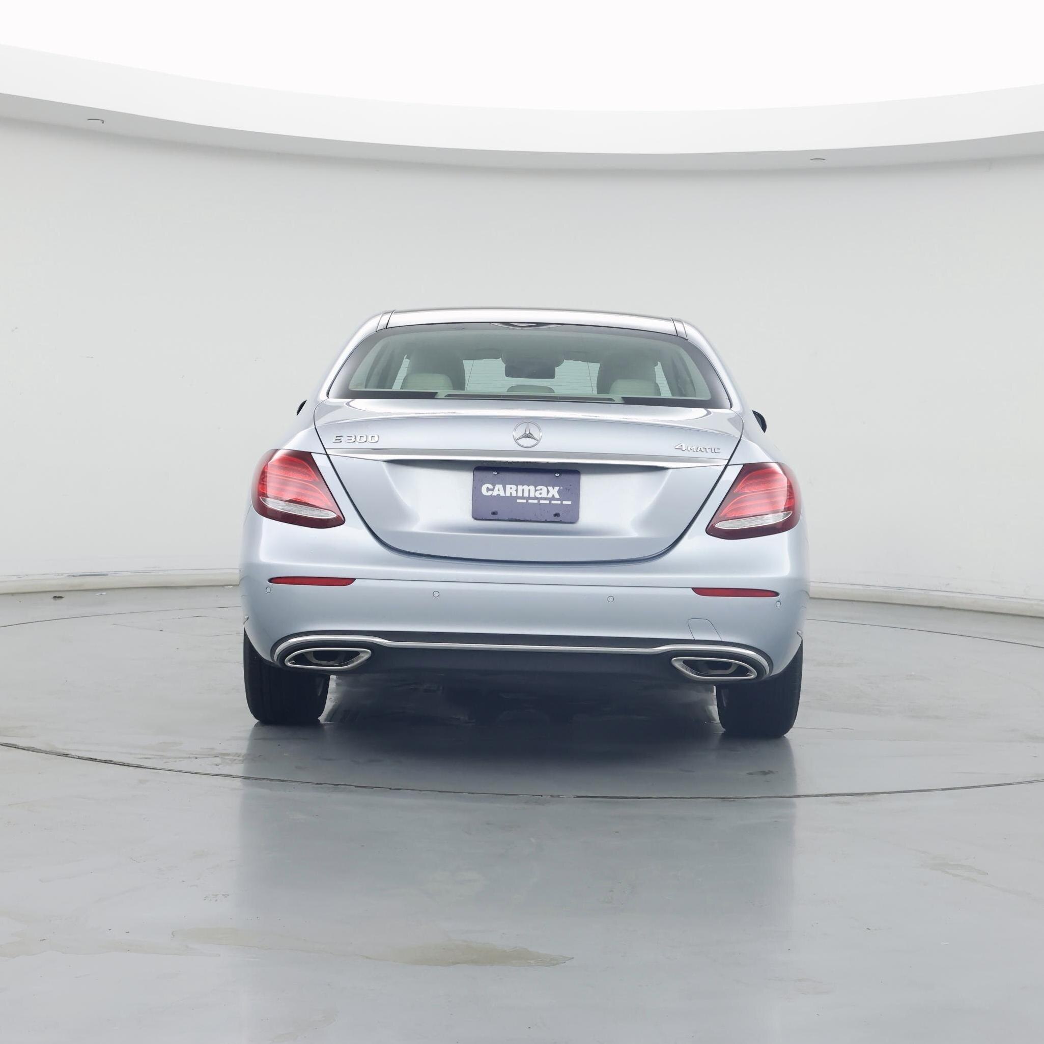 Thumbnail: 2017 Mercedes-Benz E-Class - 6