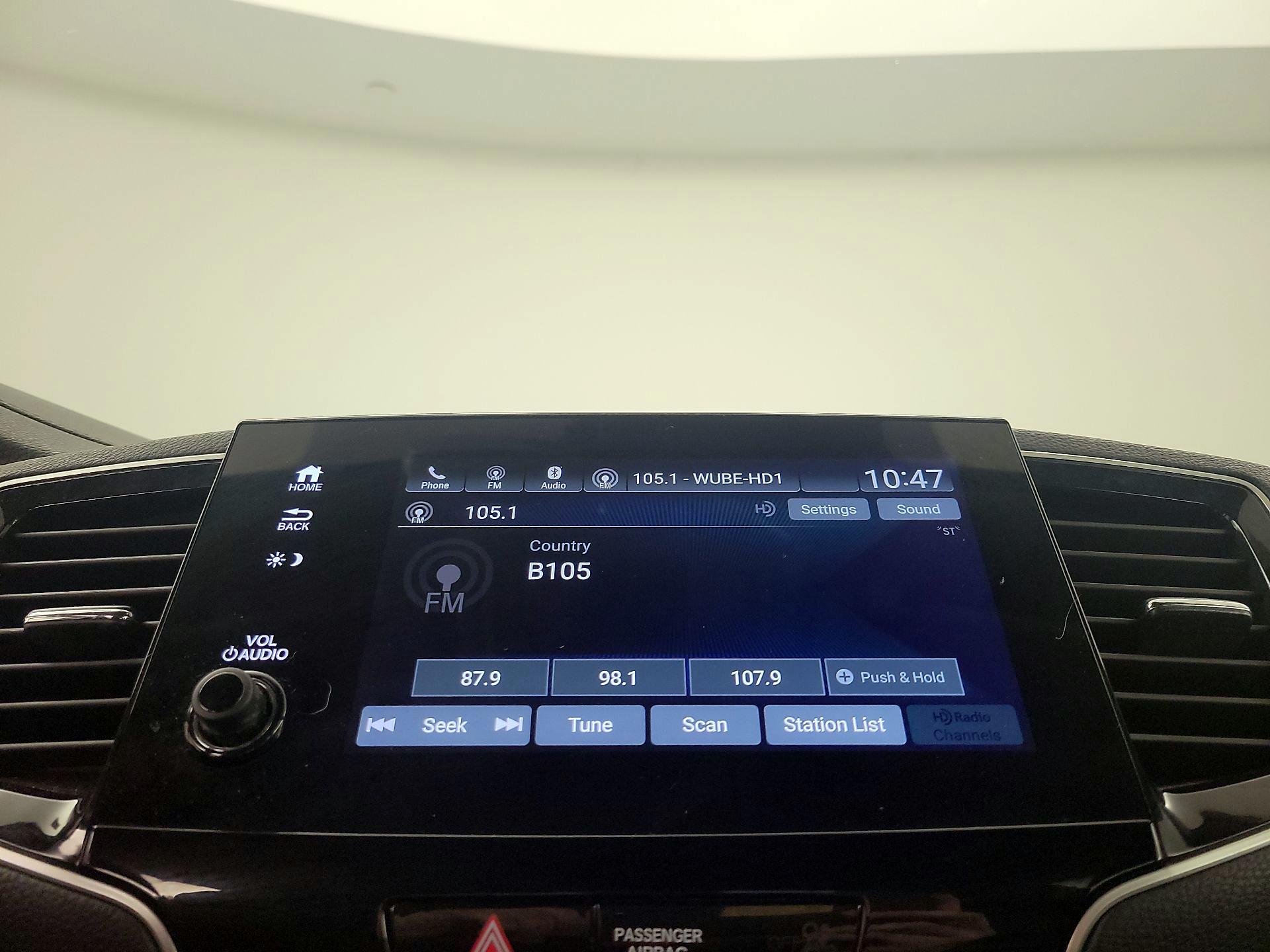 Thumbnail: 2019 Honda Pilot - 15