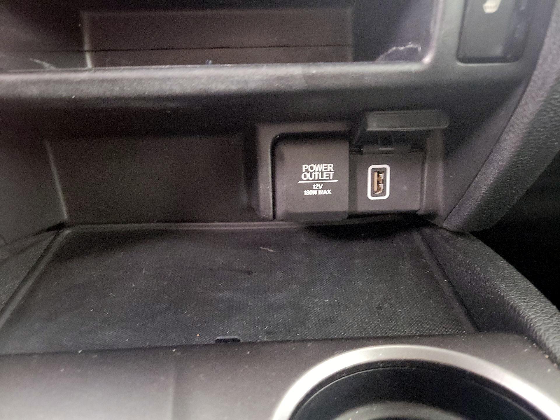 Thumbnail: 2019 Honda Pilot - 18