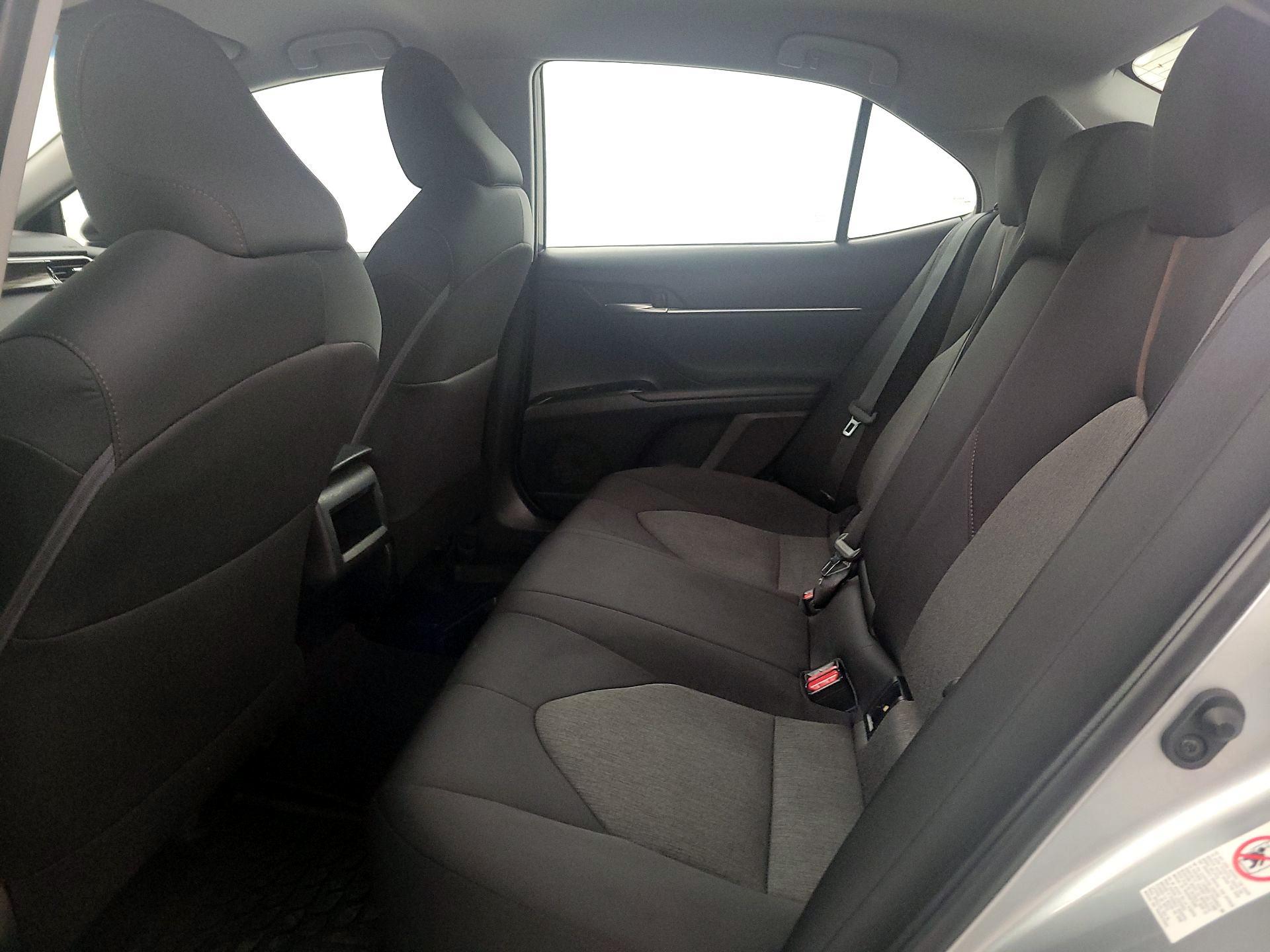 Thumbnail: 2018 Toyota Camry - 19