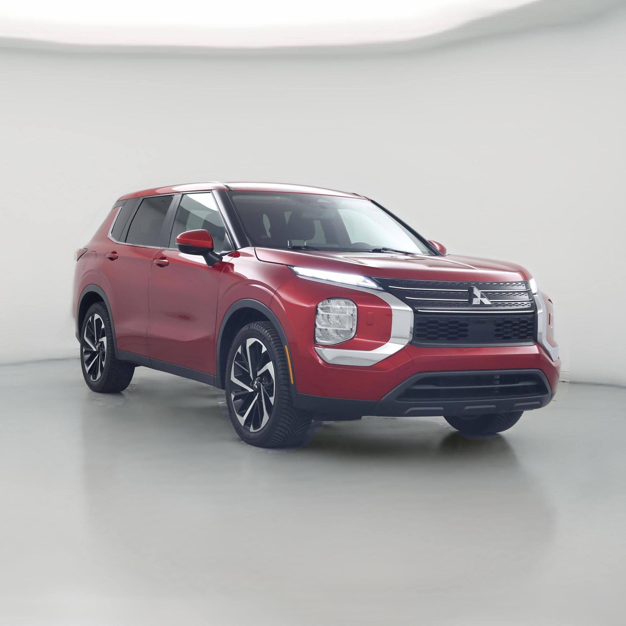 Thumbnail: 2022 Mitsubishi Outlander - 1
