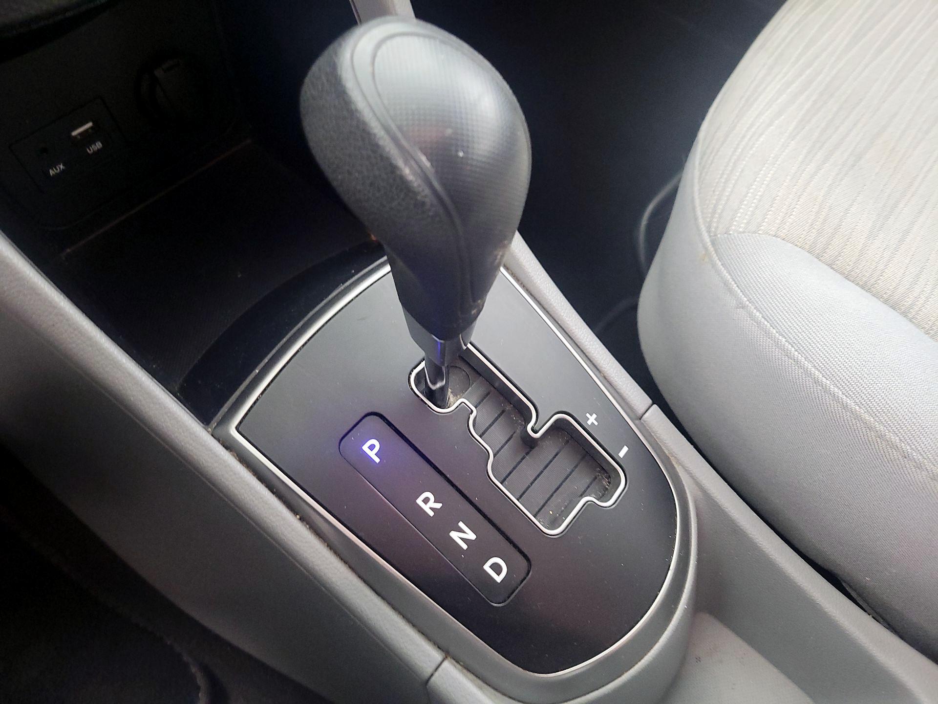 Thumbnail: 2017 Hyundai Accent - 16