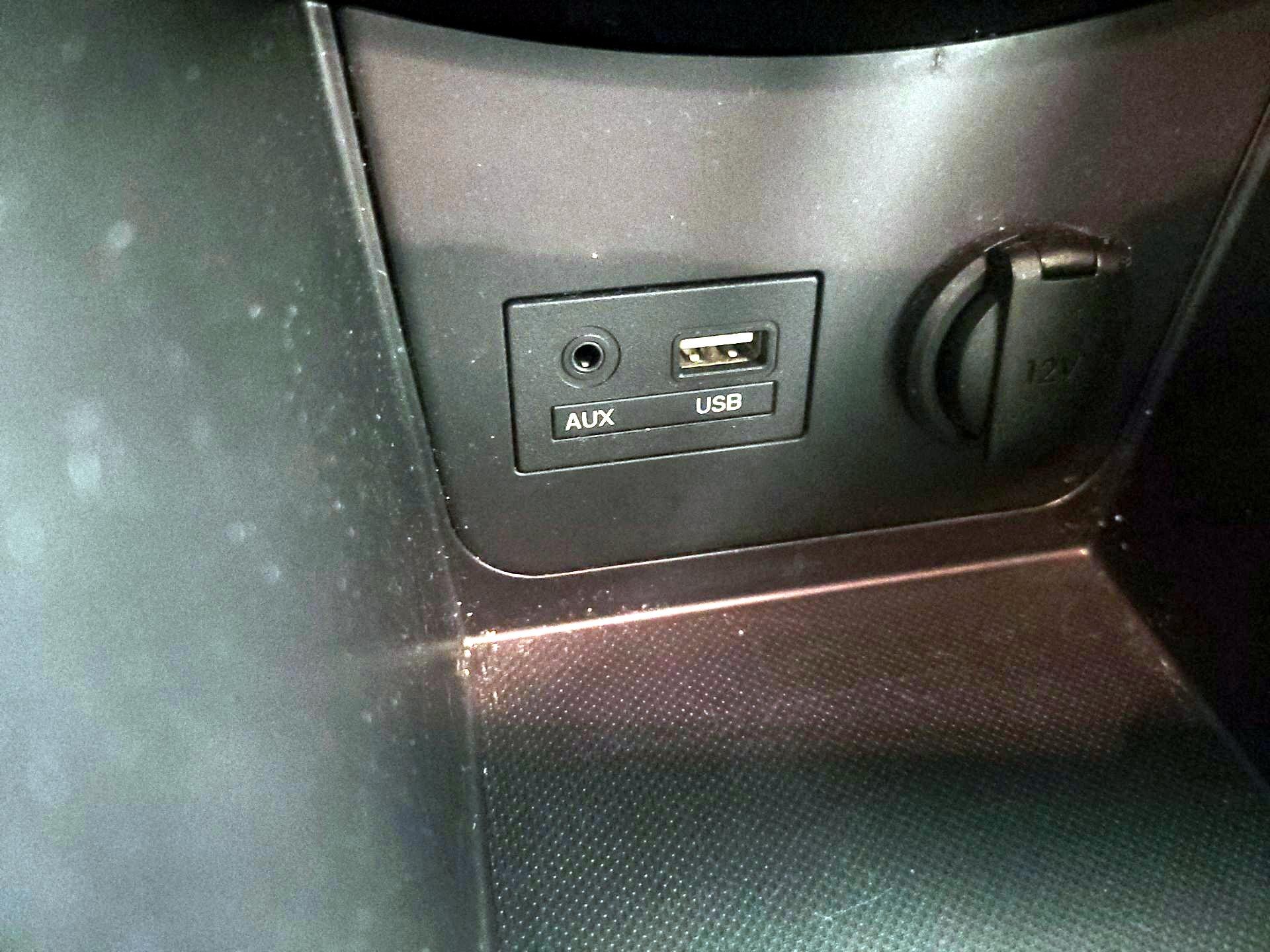 Thumbnail: 2017 Hyundai Accent - 17