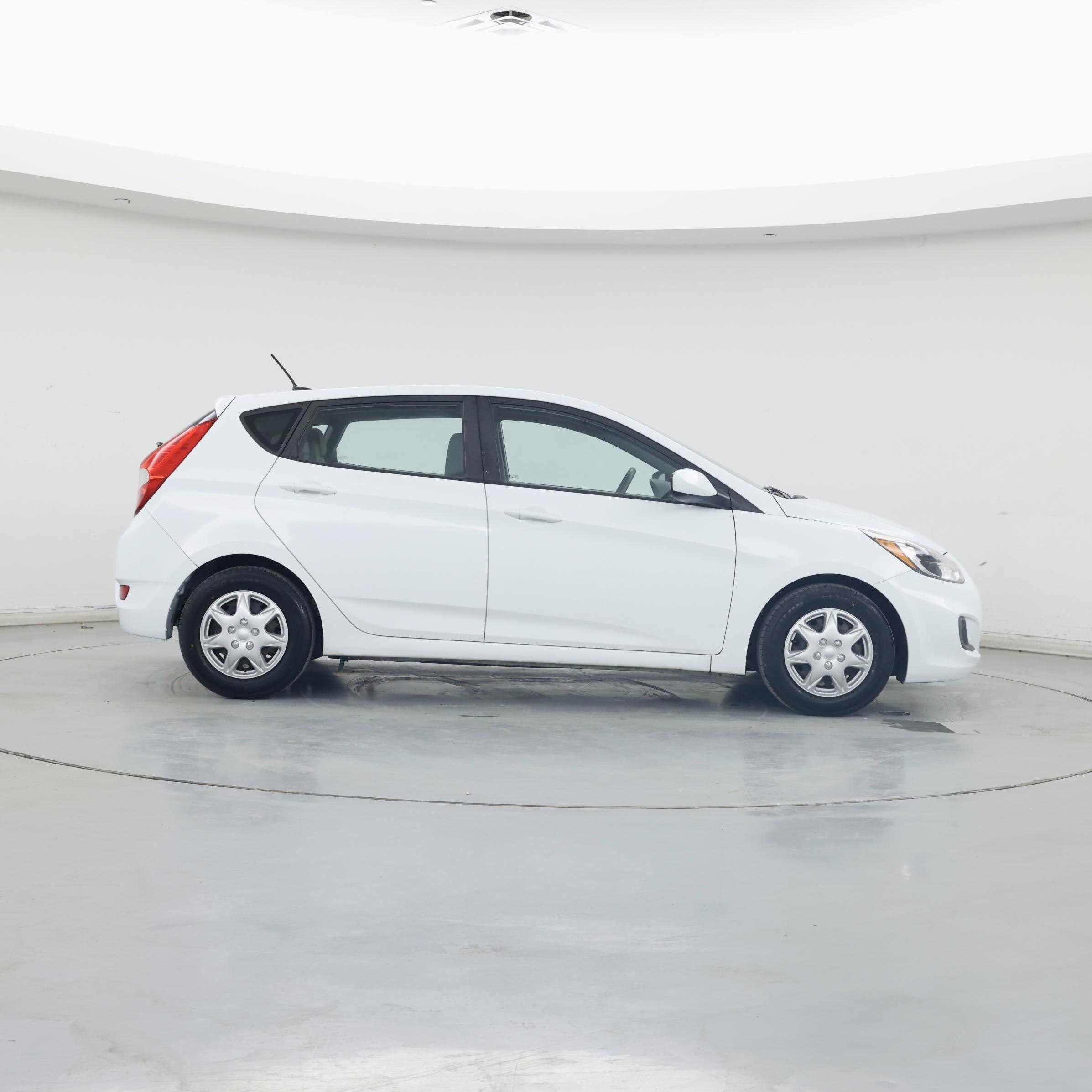 Thumbnail: 2017 Hyundai Accent - 7