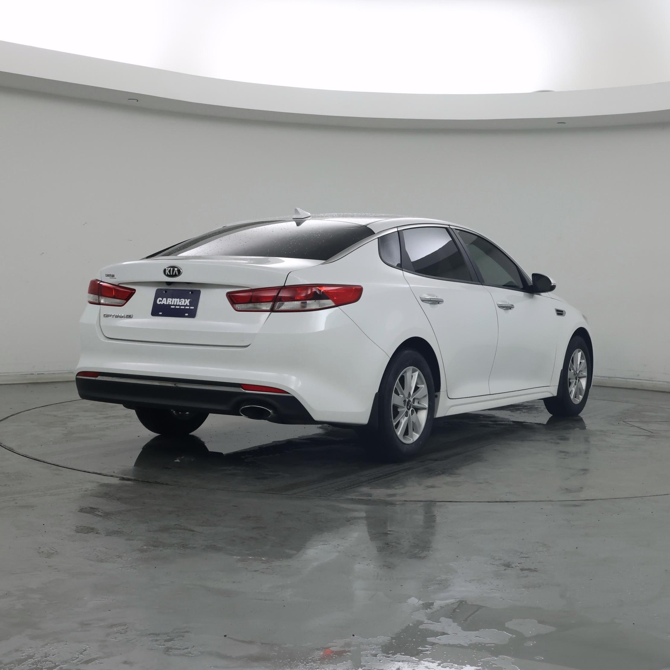 Thumbnail: 2016 Kia Optima - 8