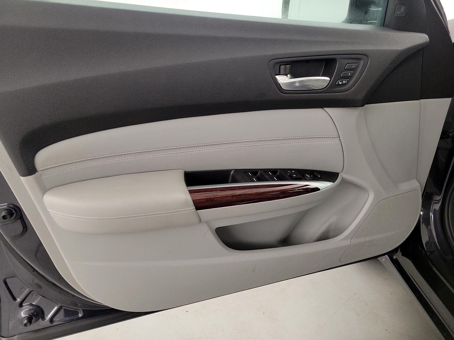 Thumbnail: 2015 Acura TLX - 12