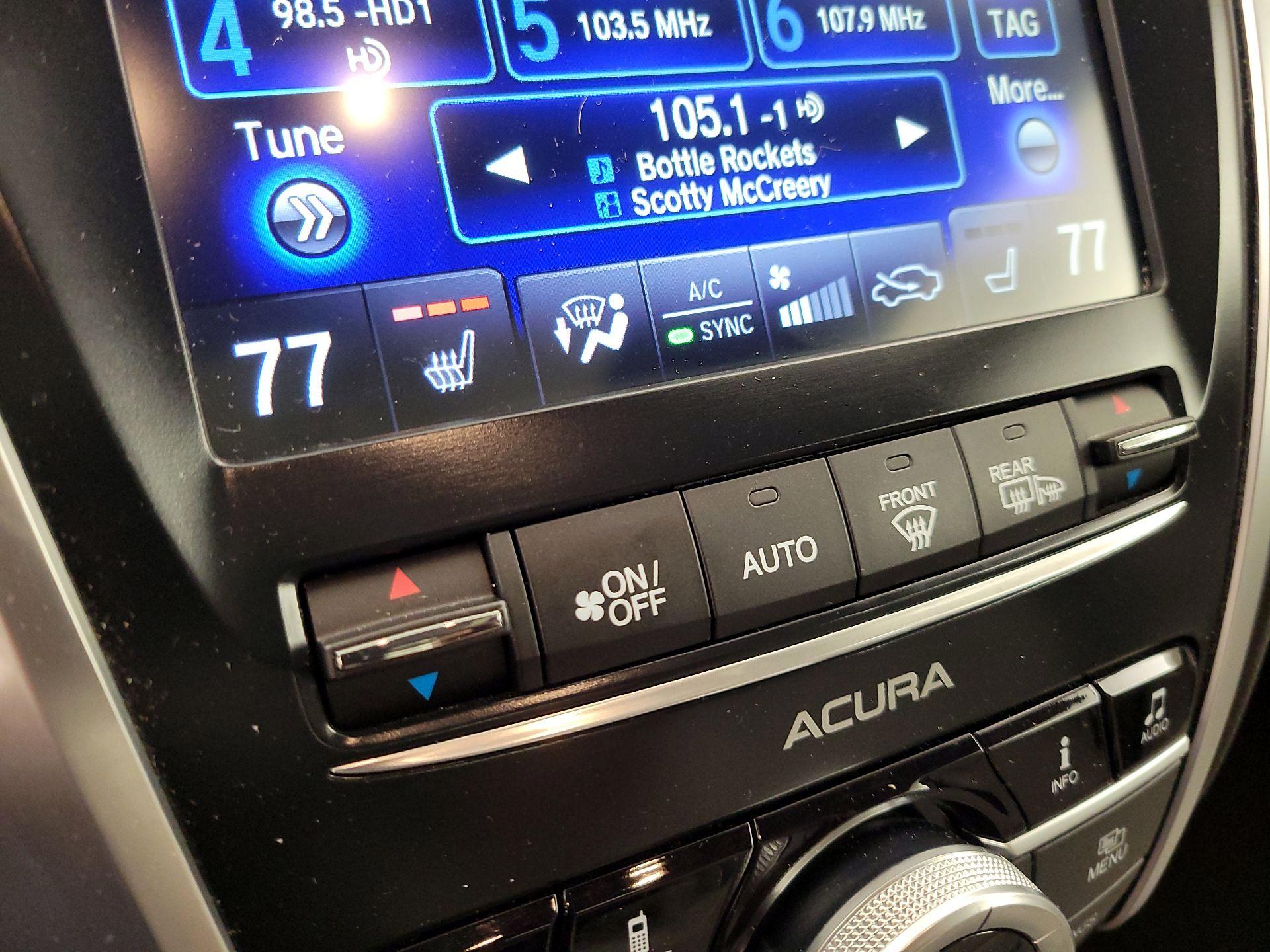 Thumbnail: 2015 Acura TLX - 17