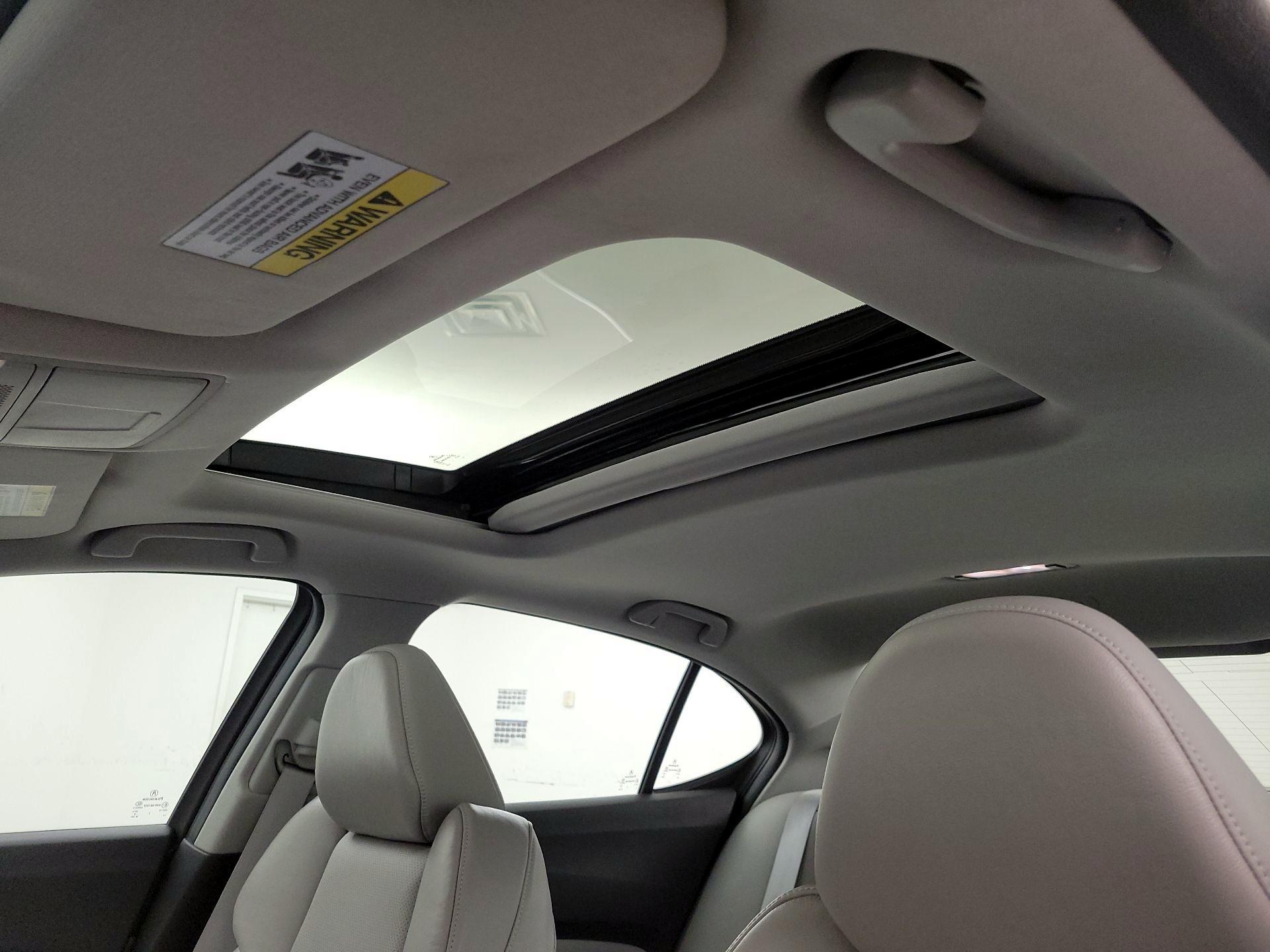 Thumbnail: 2015 Acura TLX - 20