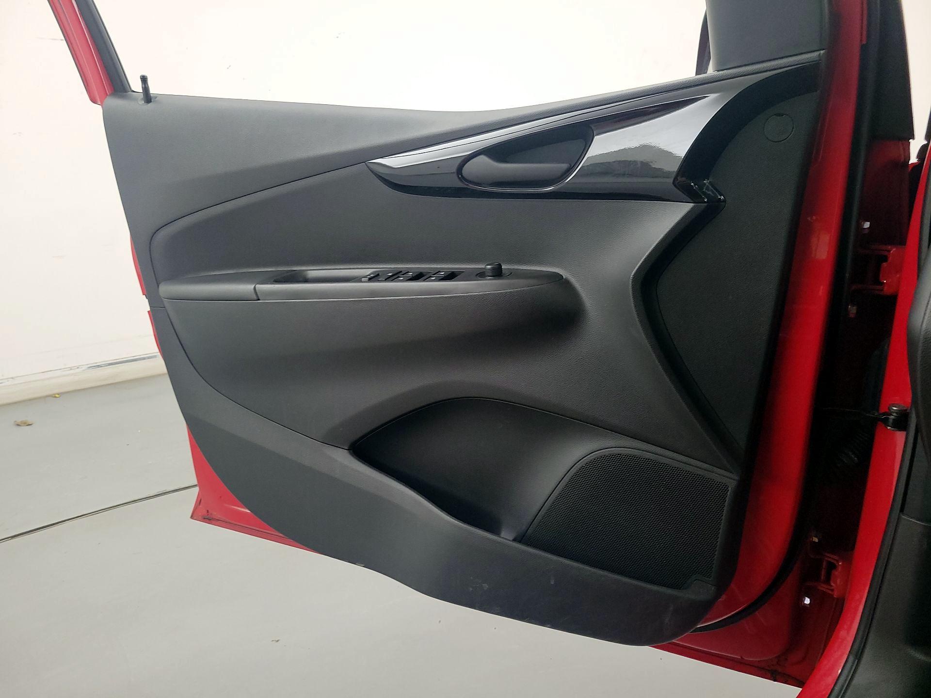 Thumbnail: 2017 Chevrolet Spark - 12