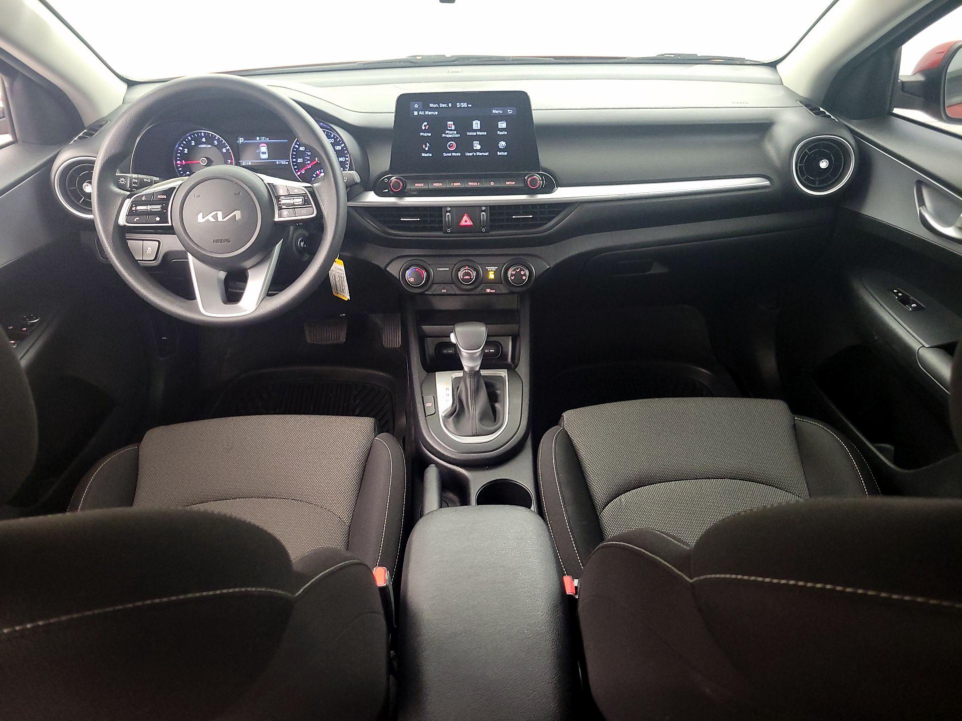 Thumbnail: 2023 Kia Forte - 9