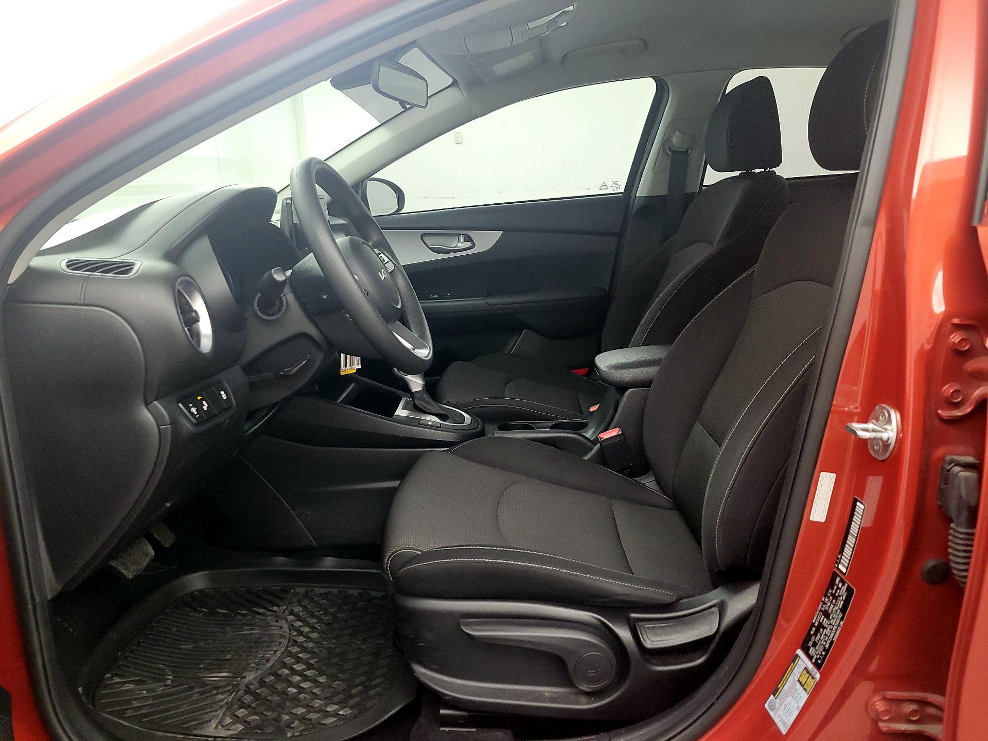 Thumbnail: 2023 Kia Forte - 11