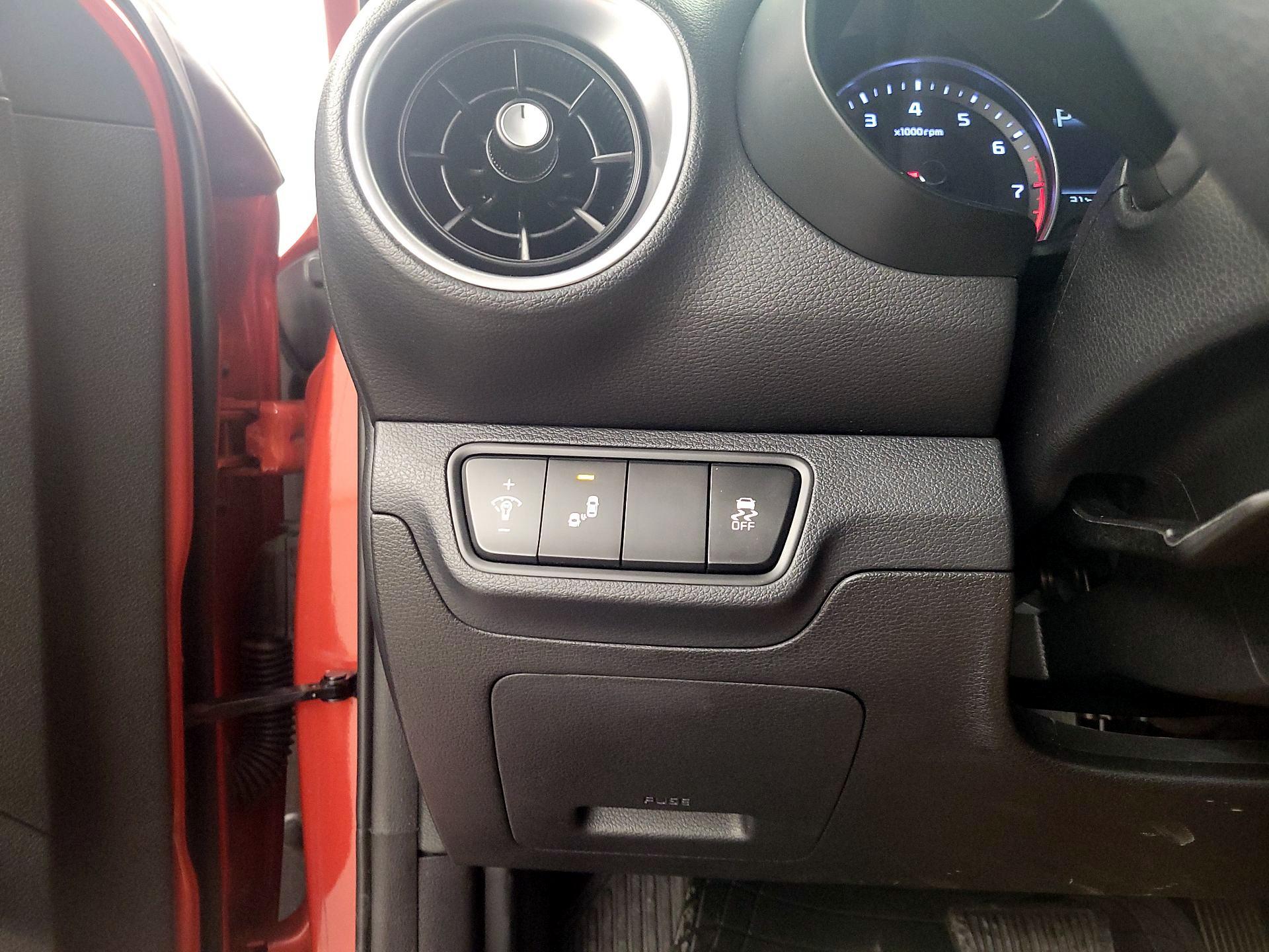 Thumbnail: 2023 Kia Forte - 13