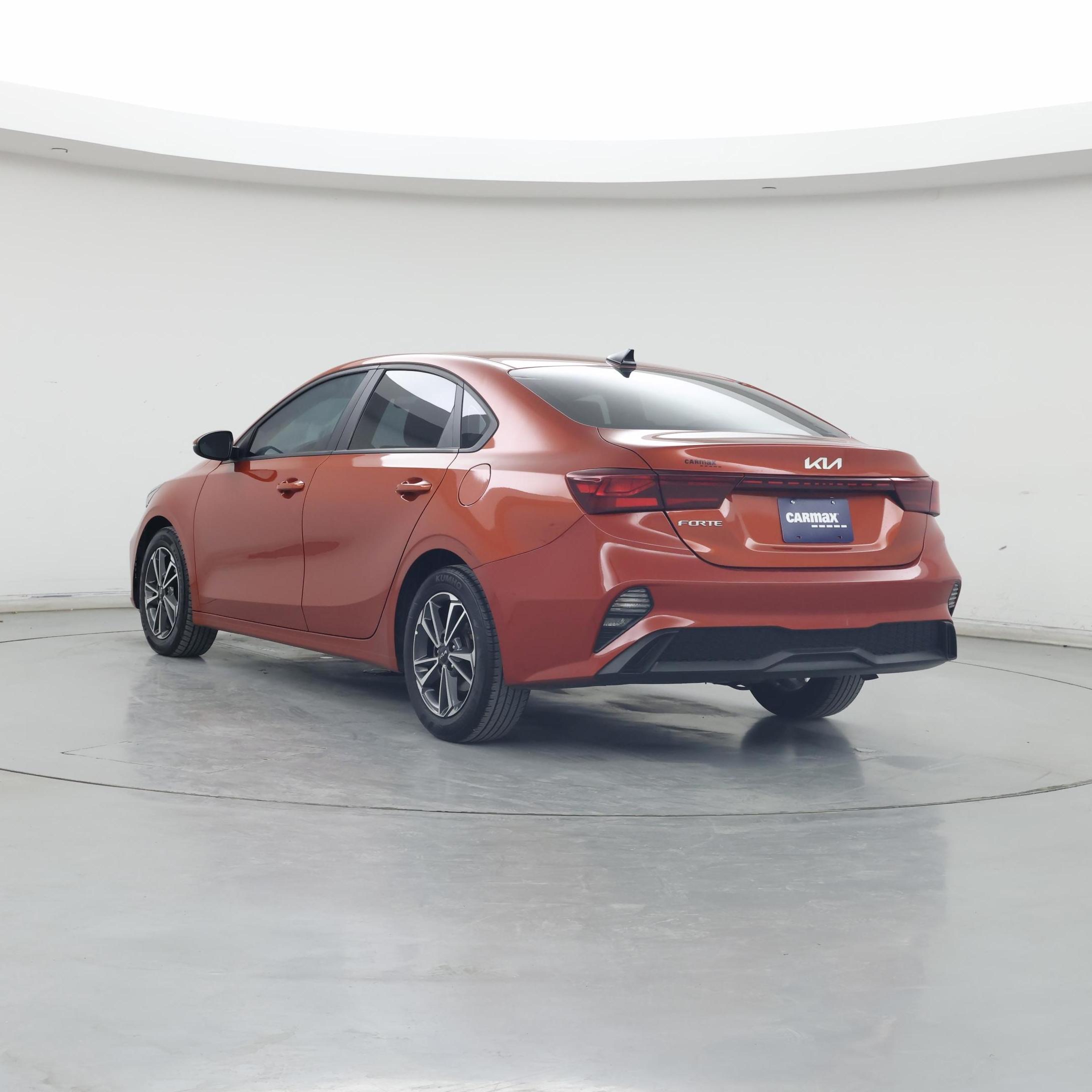 Thumbnail: 2023 Kia Forte - 2