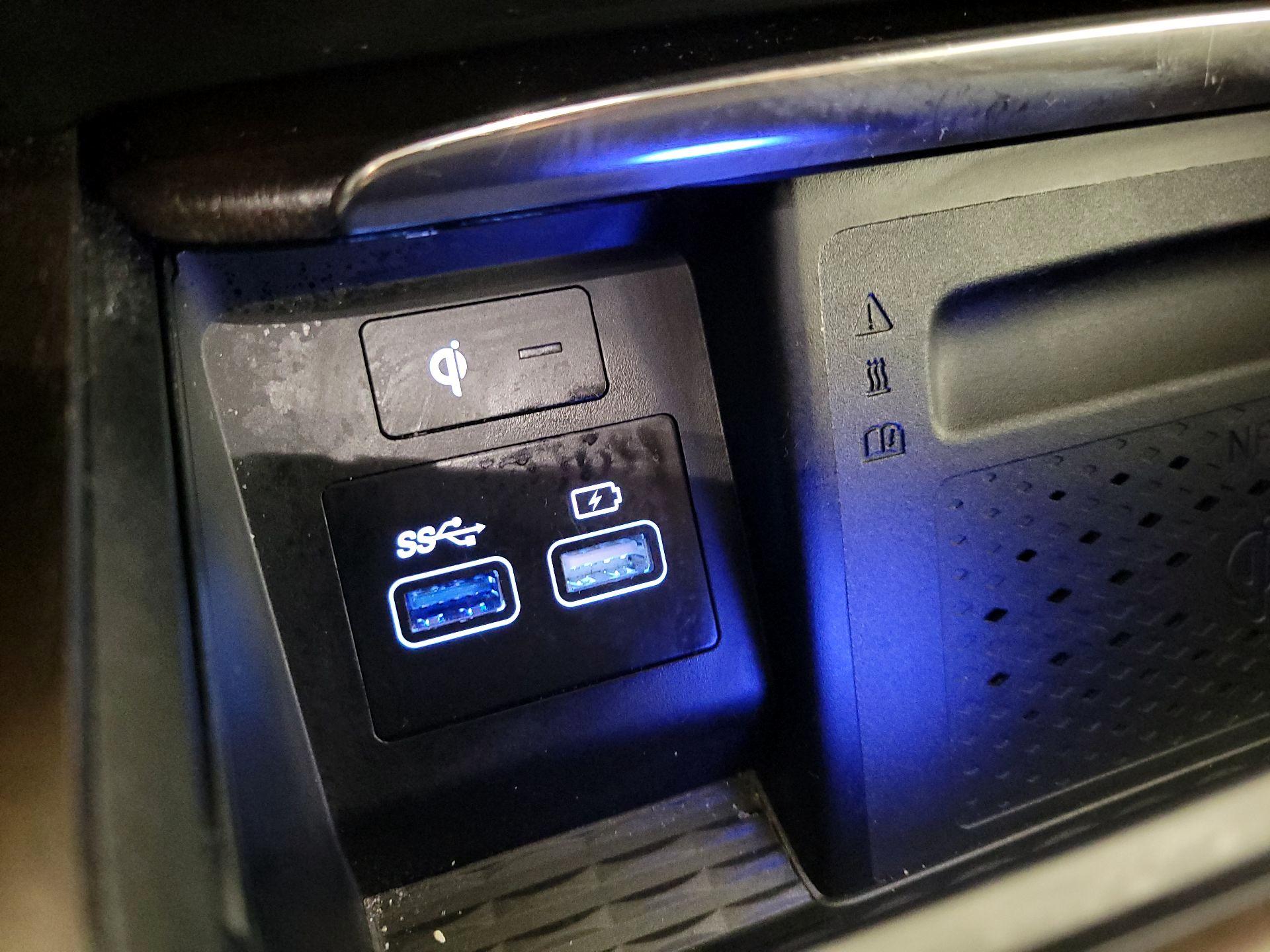 Thumbnail: 2021 Genesis GV80 - 19