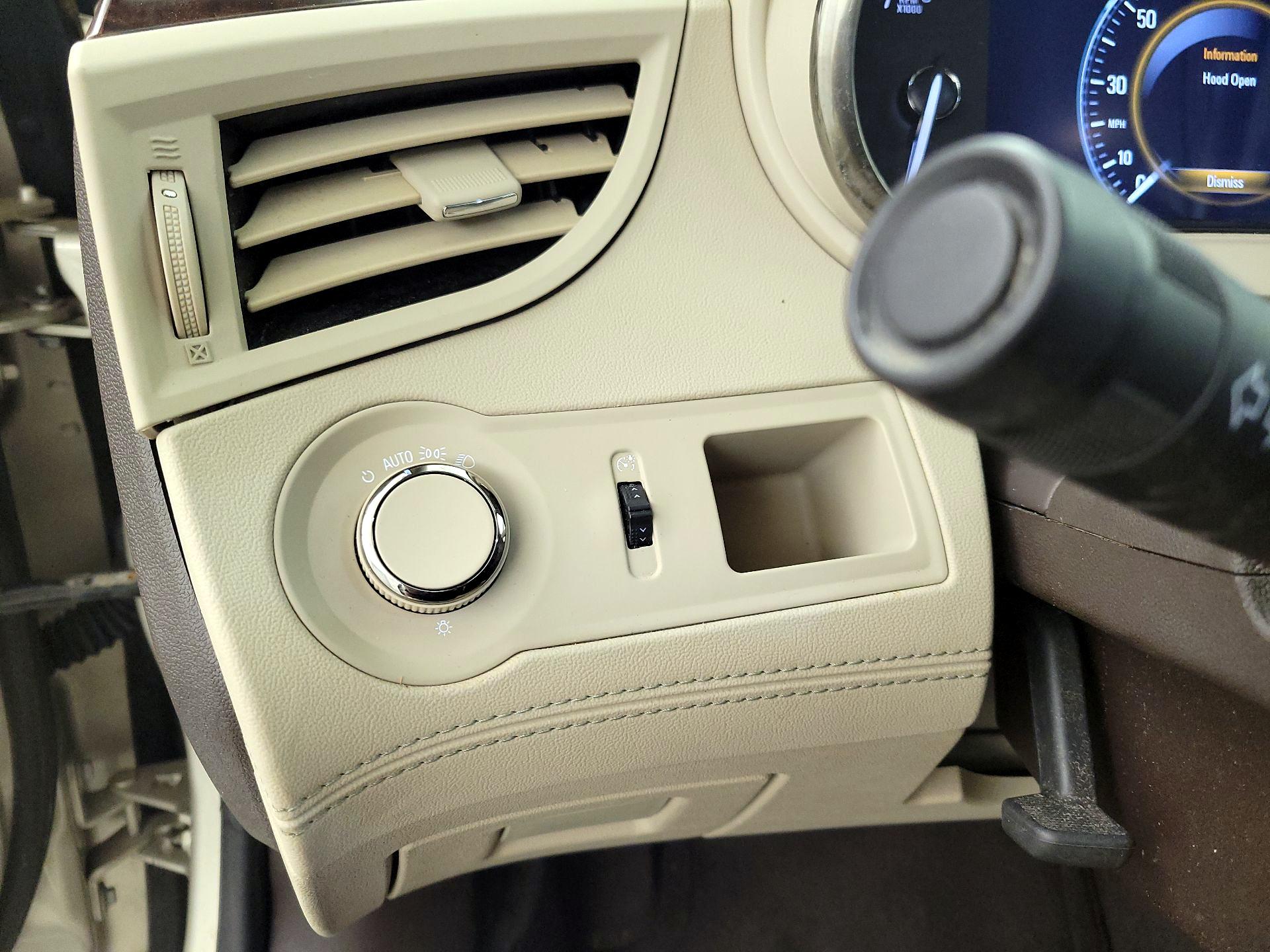 Thumbnail: 2015 Buick LaCrosse - 13