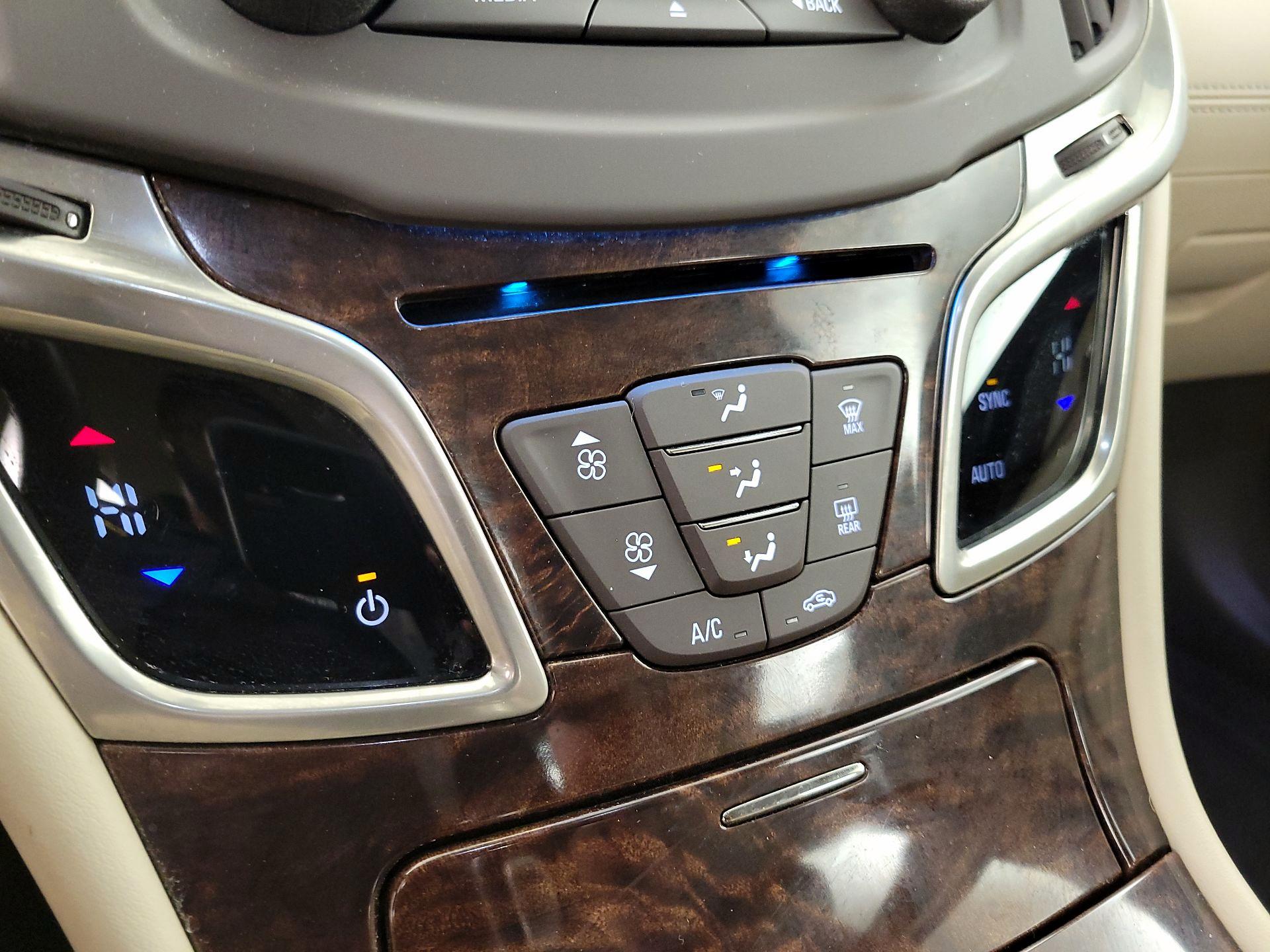 Thumbnail: 2015 Buick LaCrosse - 16