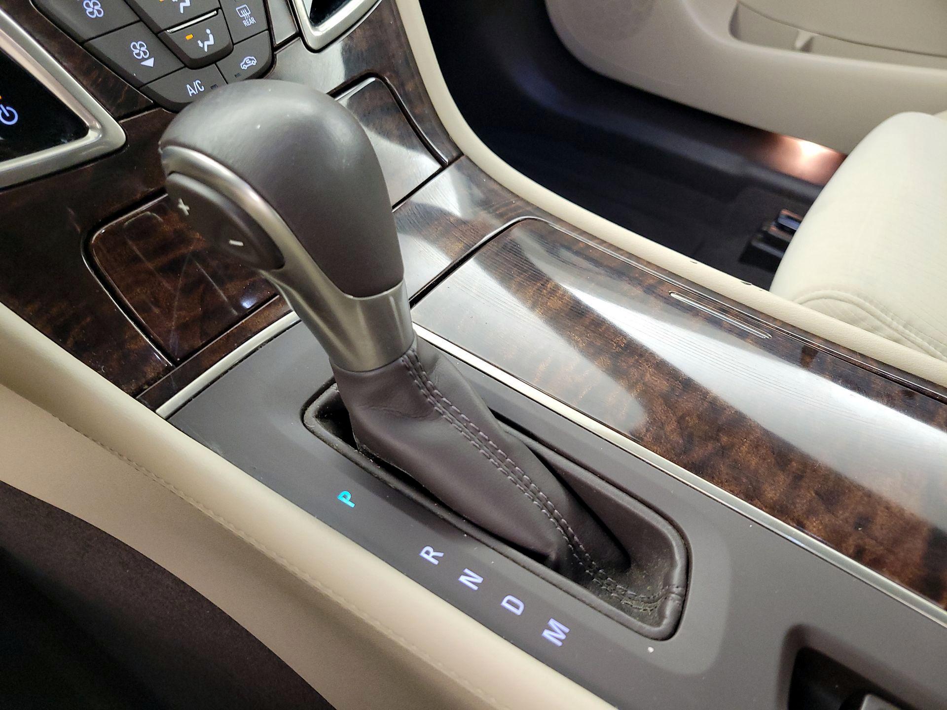 Thumbnail: 2015 Buick LaCrosse - 17