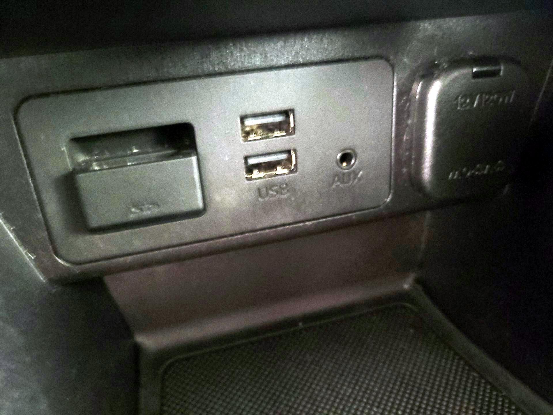 Thumbnail: 2017 Toyota Yaris iA - 18