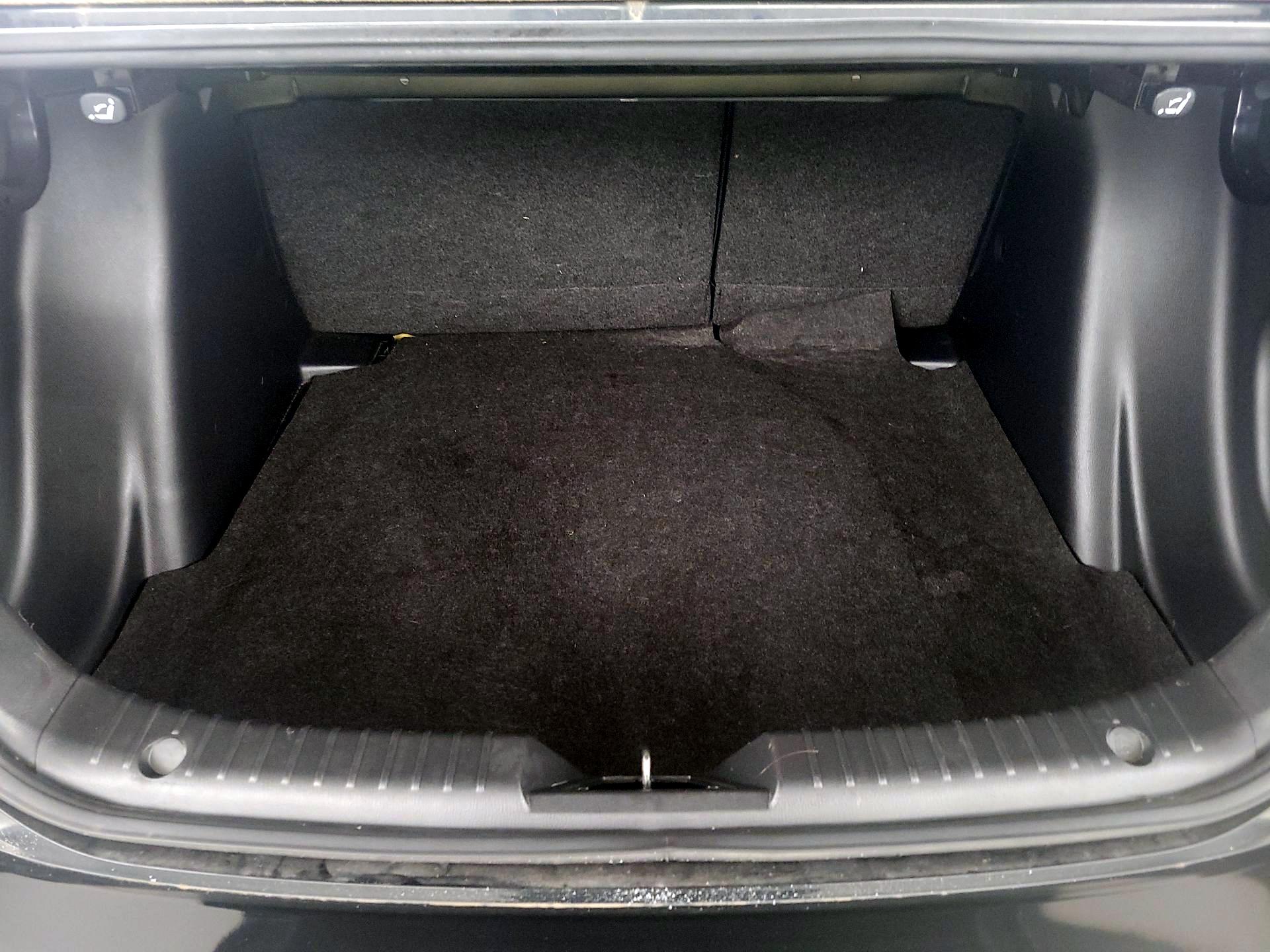 Thumbnail: 2017 Toyota Yaris iA - 20