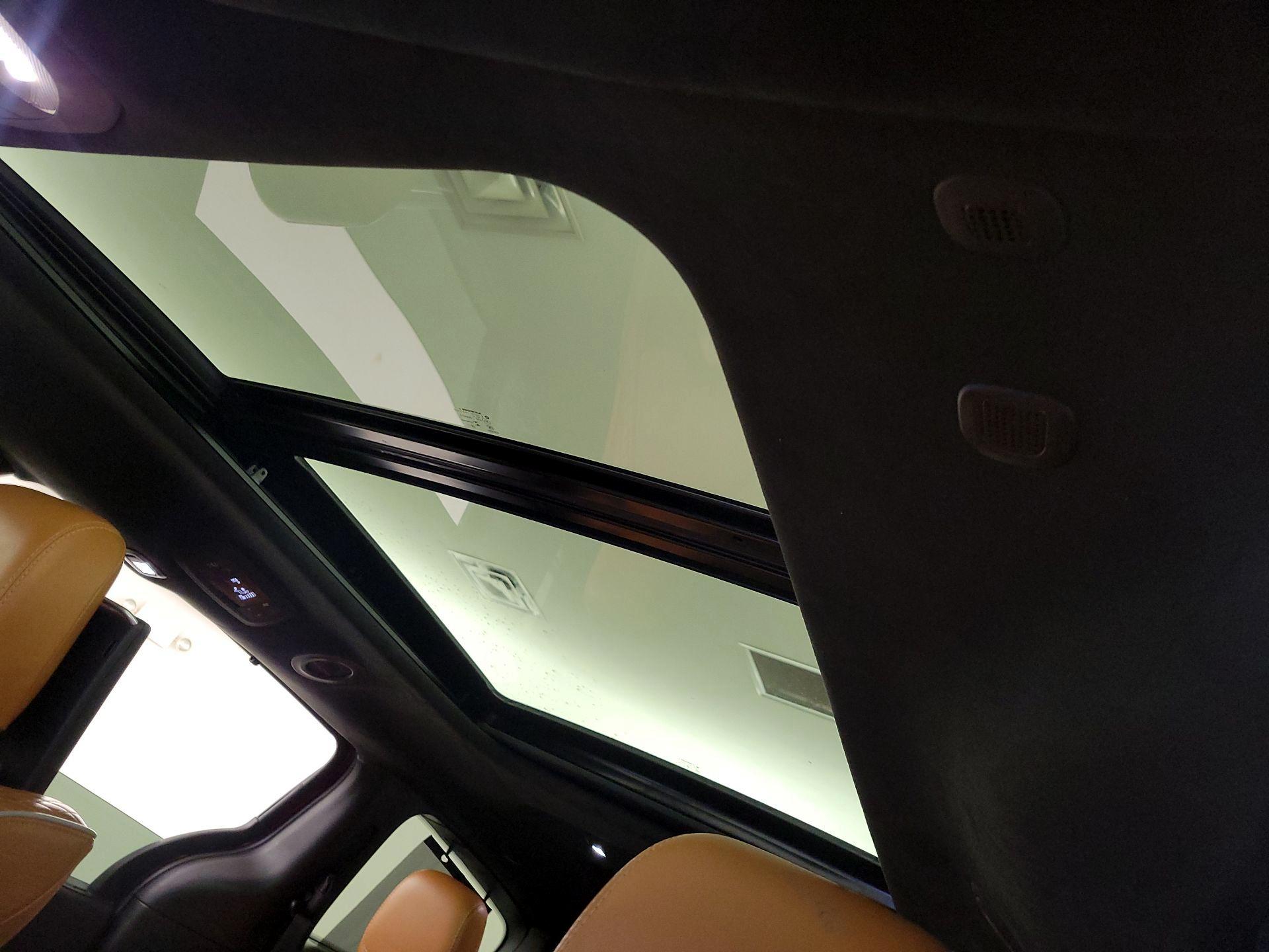 Thumbnail: 2021 Chrysler Pacifica - 20