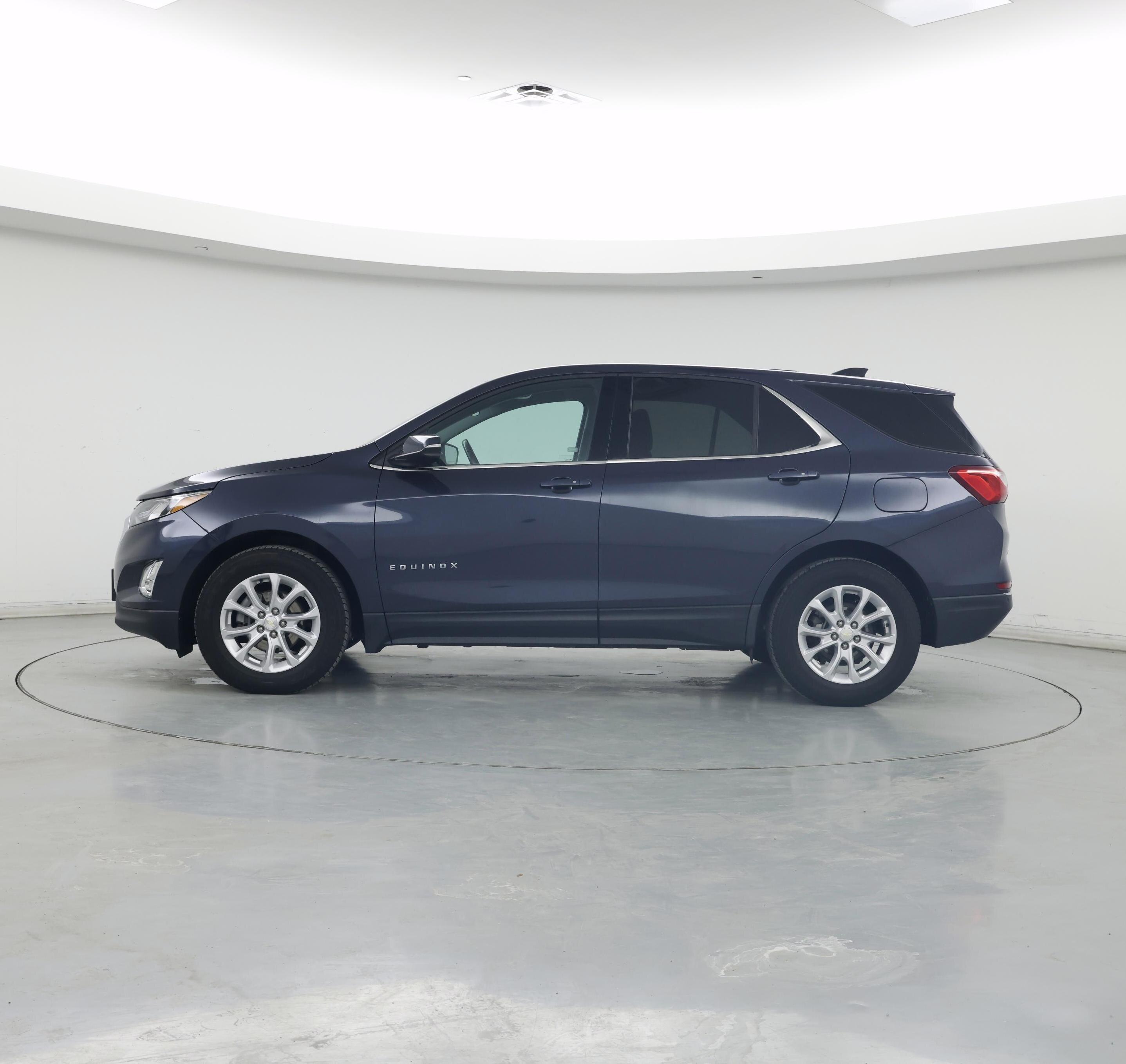 Thumbnail: 2019 Chevrolet Equinox - 3