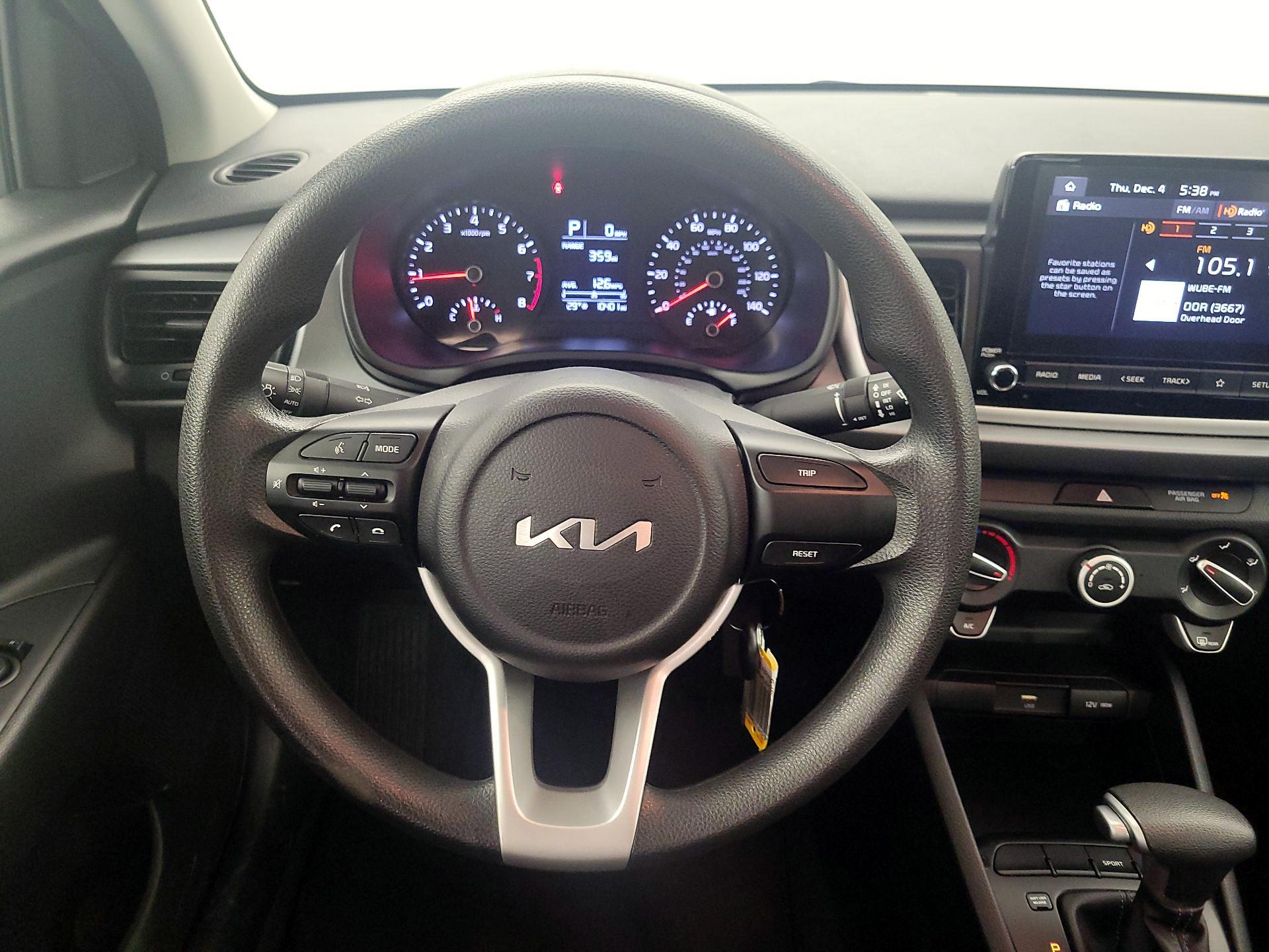 Thumbnail: 2023 Kia Rio - 10