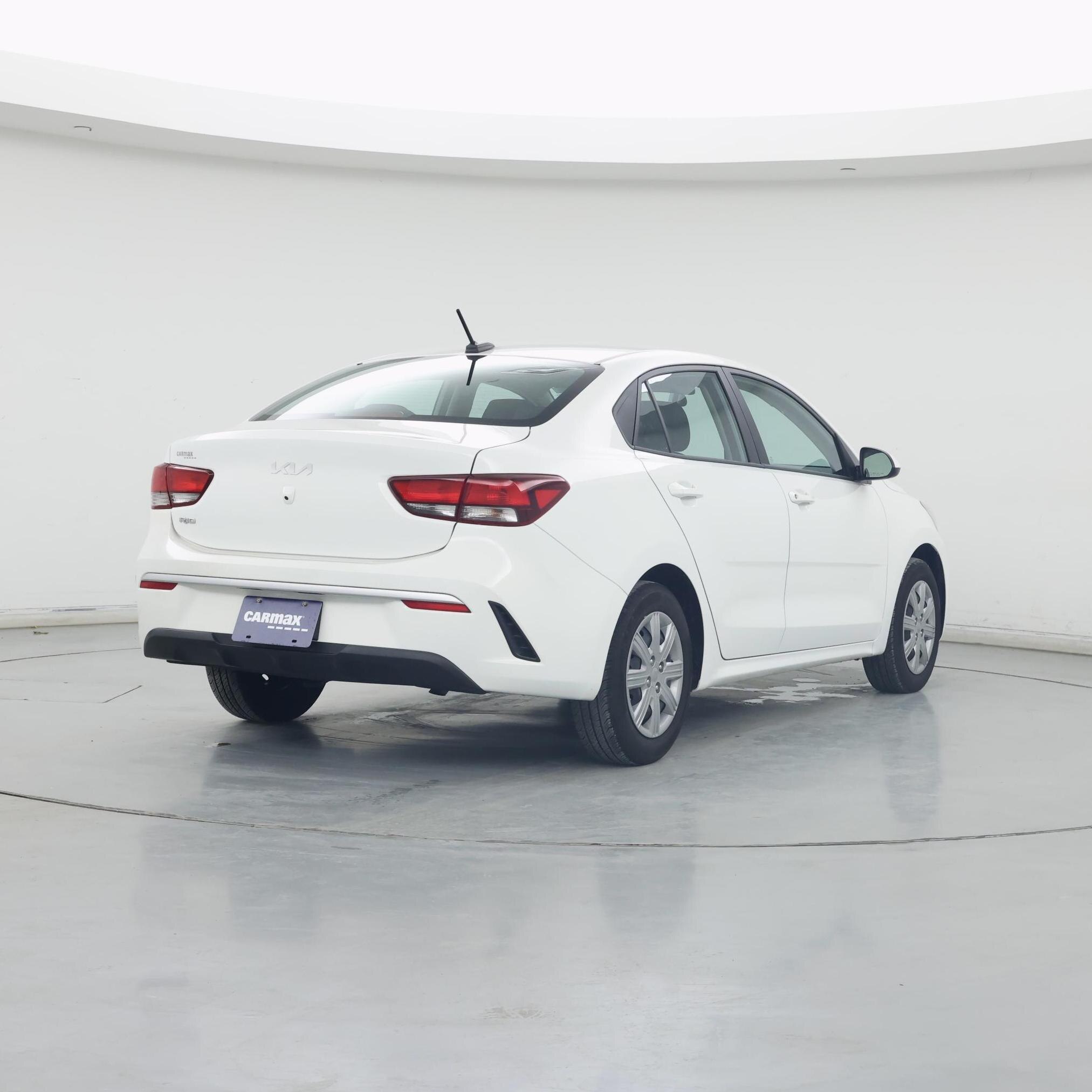 Thumbnail: 2023 Kia Rio - 8