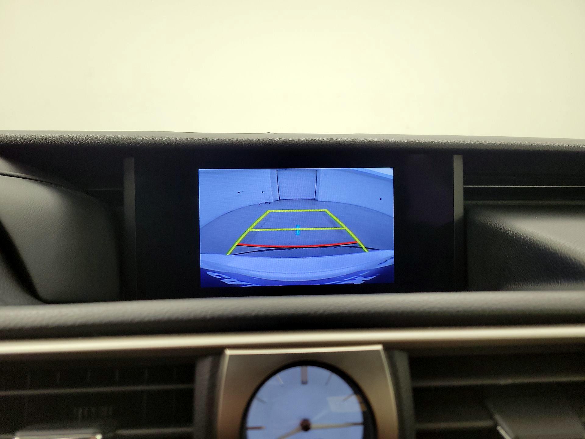 Thumbnail: 2017 Lexus IS - 14