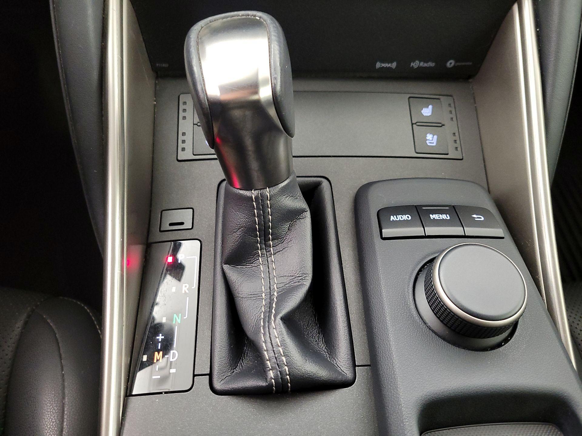 Thumbnail: 2017 Lexus IS - 17