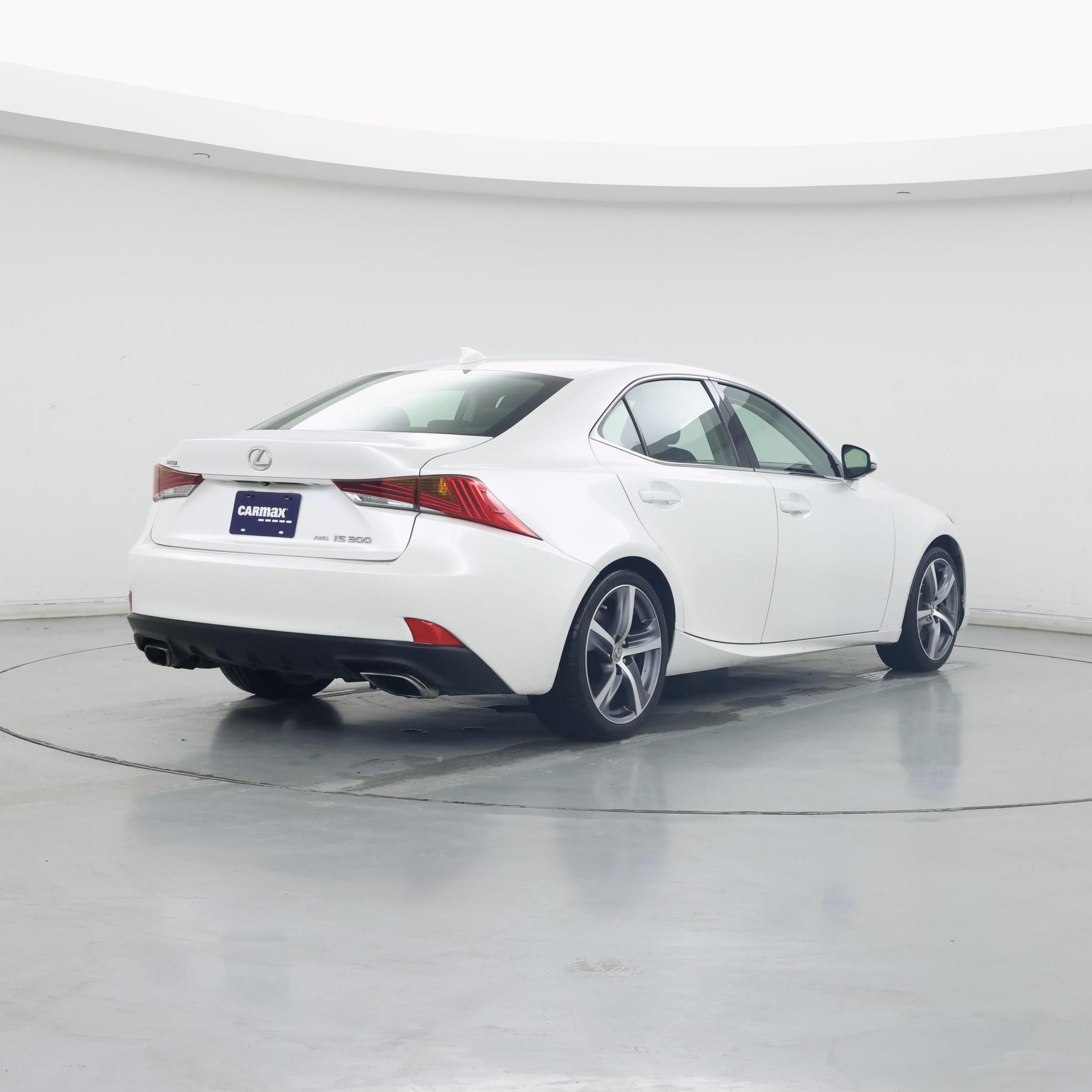 Thumbnail: 2017 Lexus IS - 8