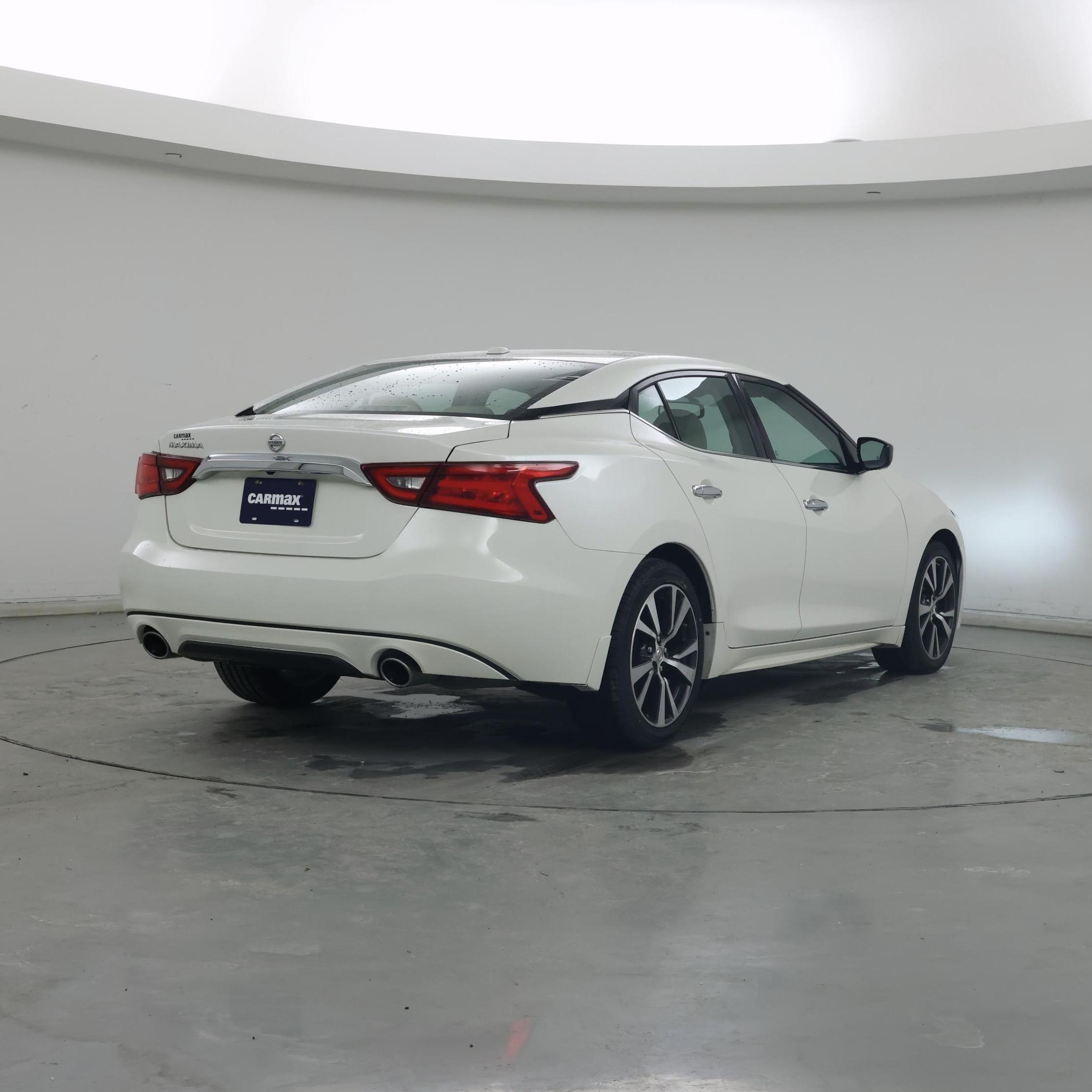 Thumbnail: 2016 Nissan Maxima - 8