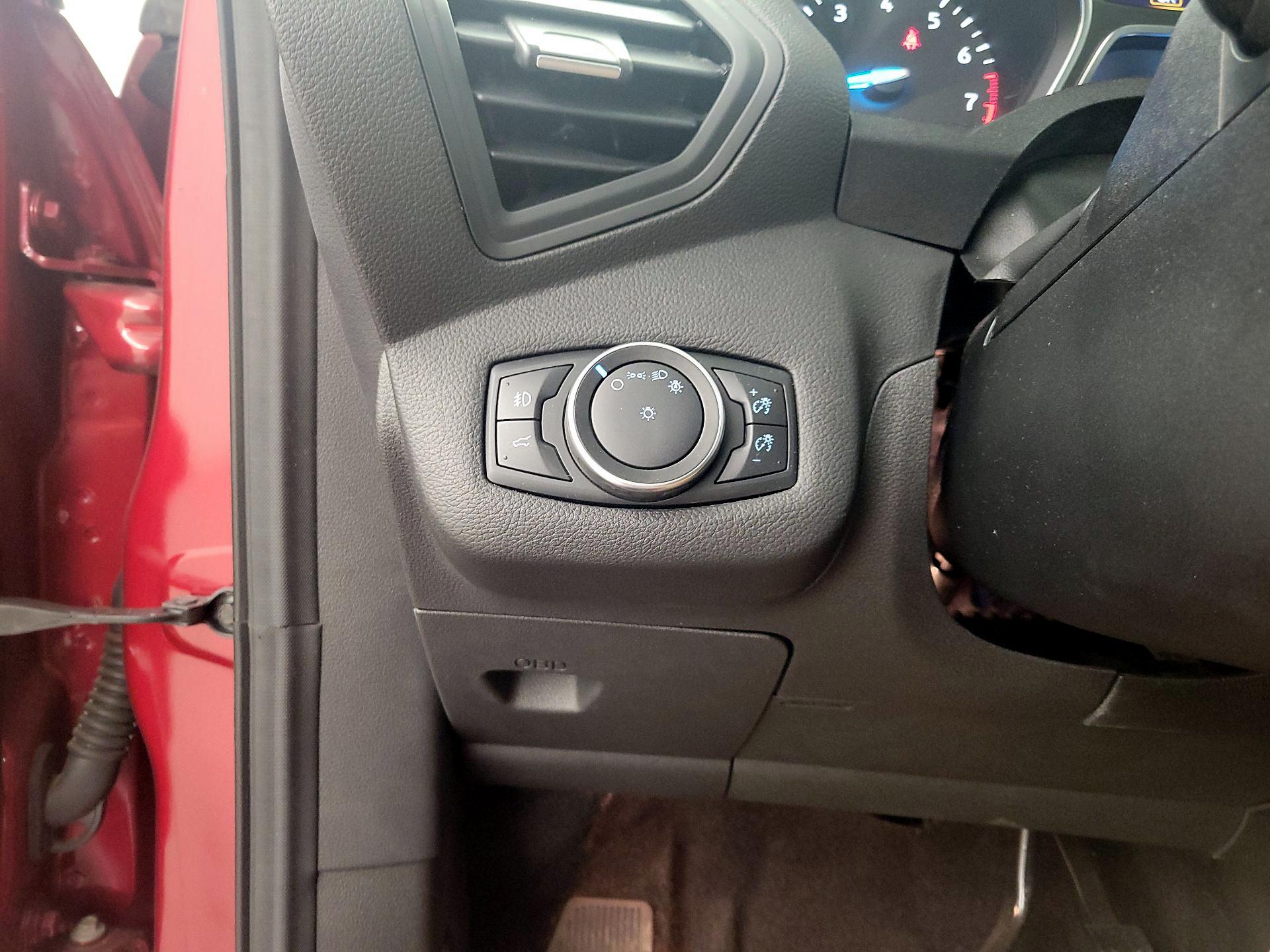 Thumbnail: 2017 Ford Escape - 13