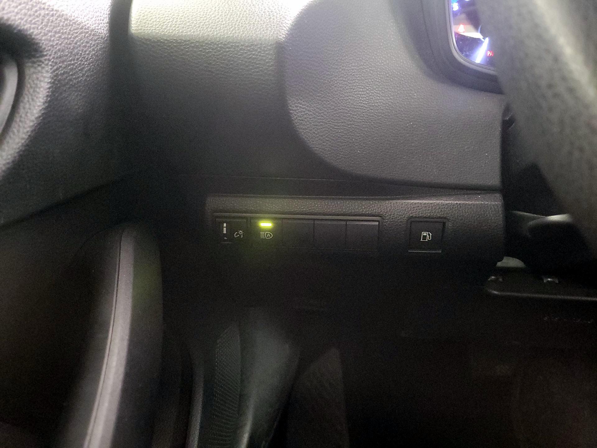 Thumbnail: 2021 Toyota Corolla - 13