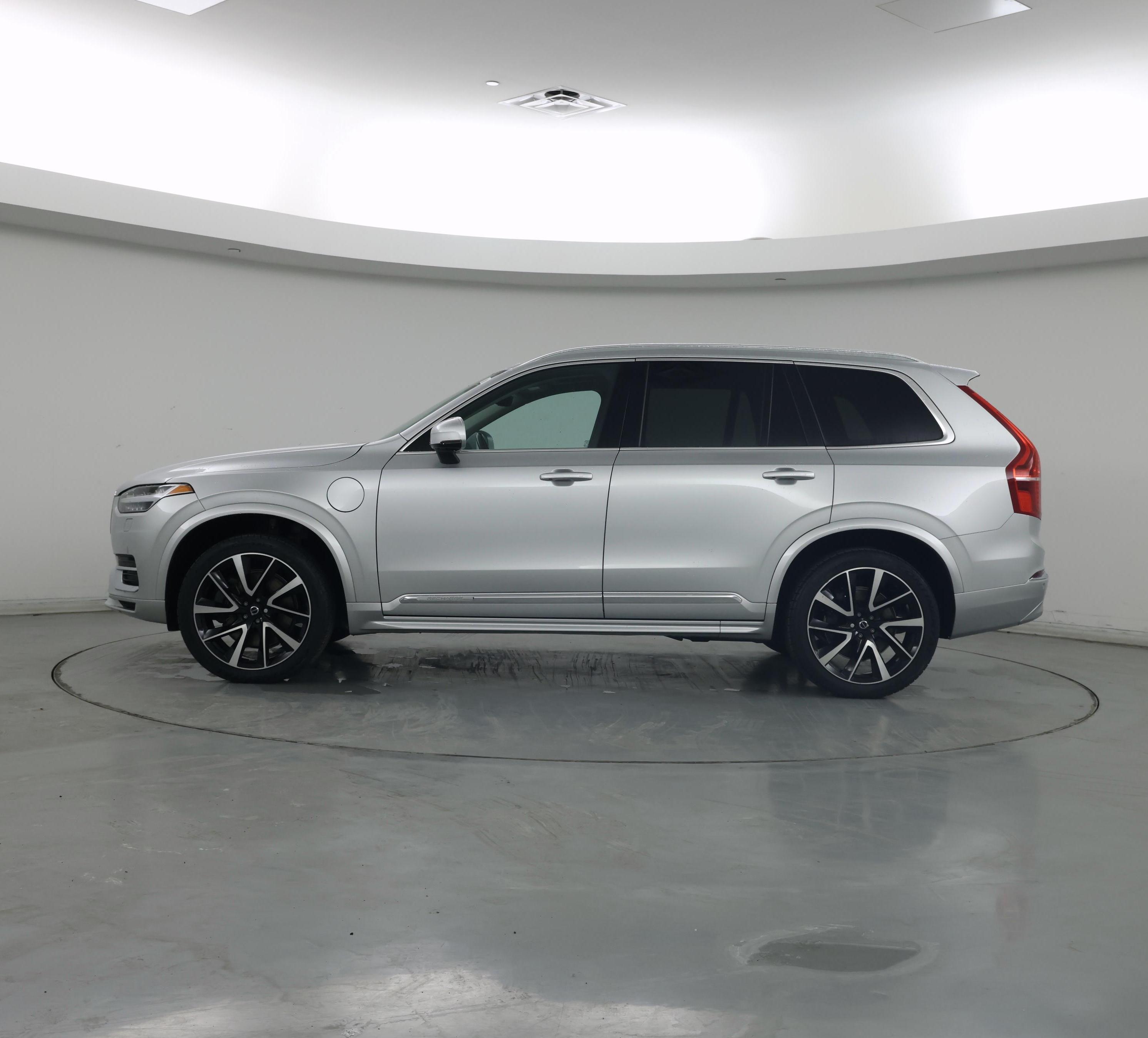 Thumbnail: 2022 Volvo XC90 - 3
