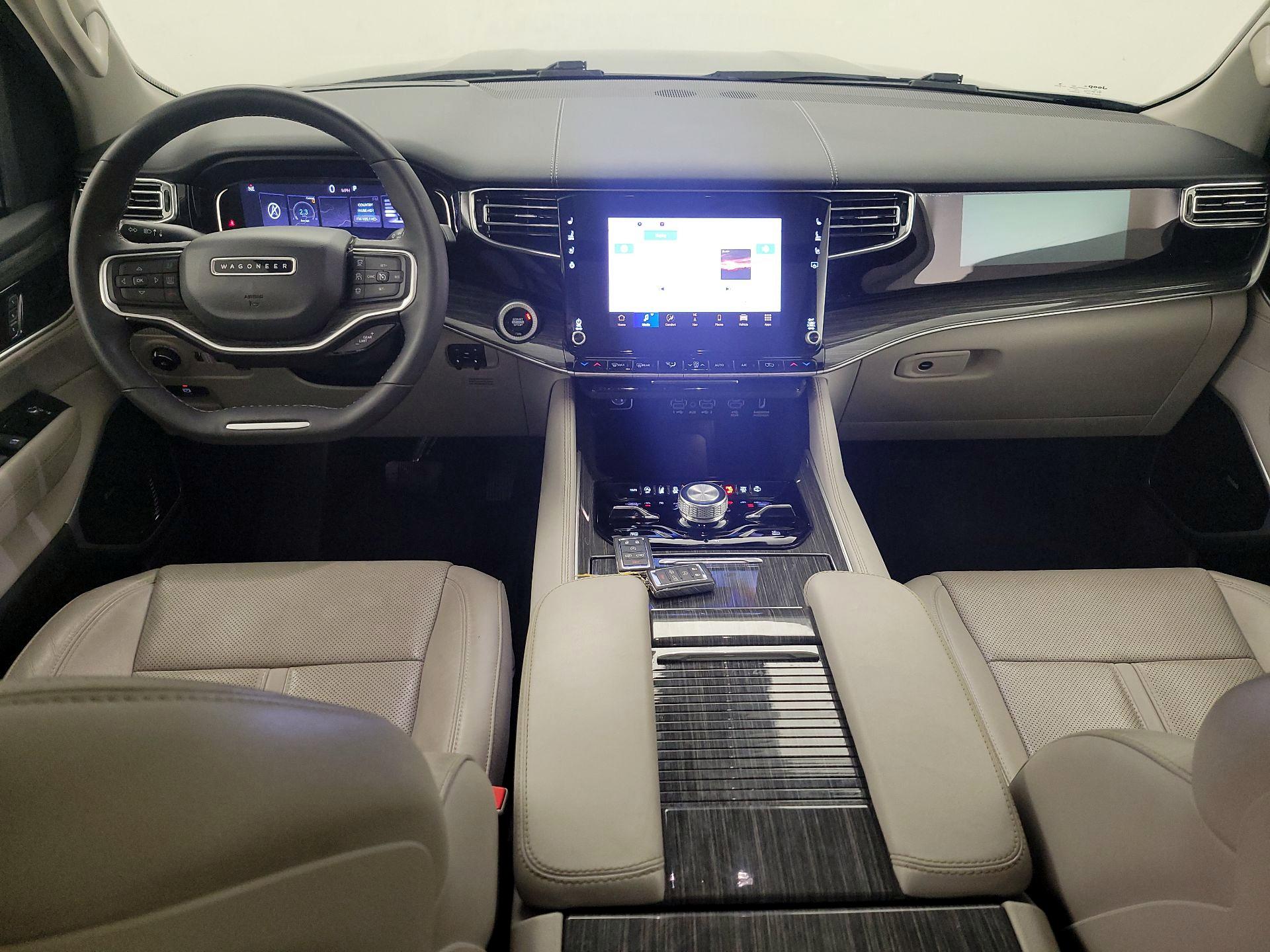 Thumbnail: 2022 Jeep Wagoneer - 9