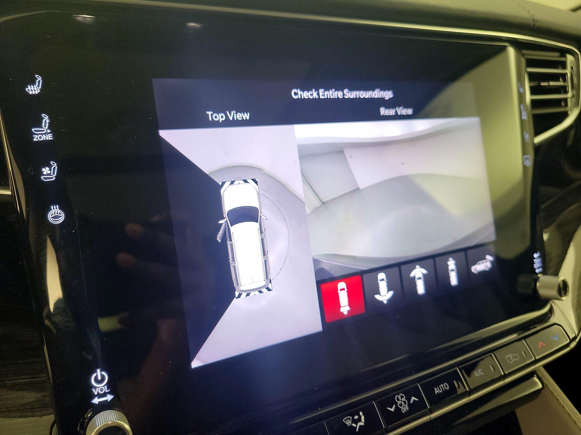 Thumbnail: 2022 Jeep Wagoneer - 15