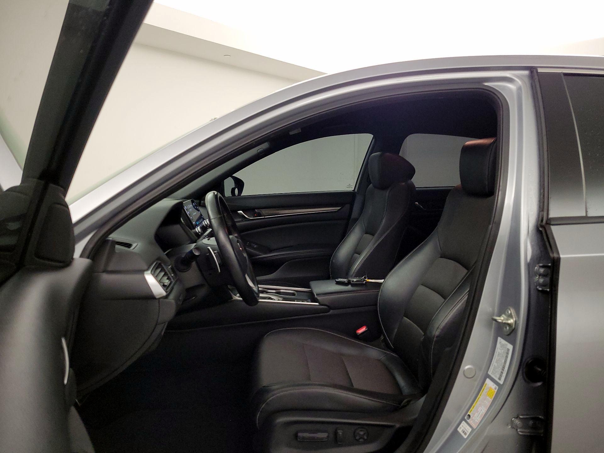 Thumbnail: 2018 Honda Accord - 11