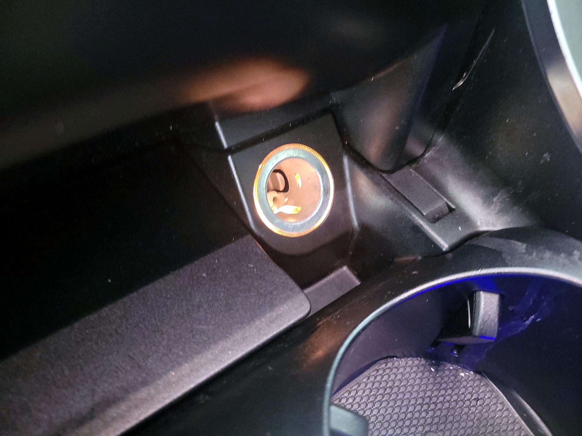 Thumbnail: 2021 Mercedes-Benz GLC - 18