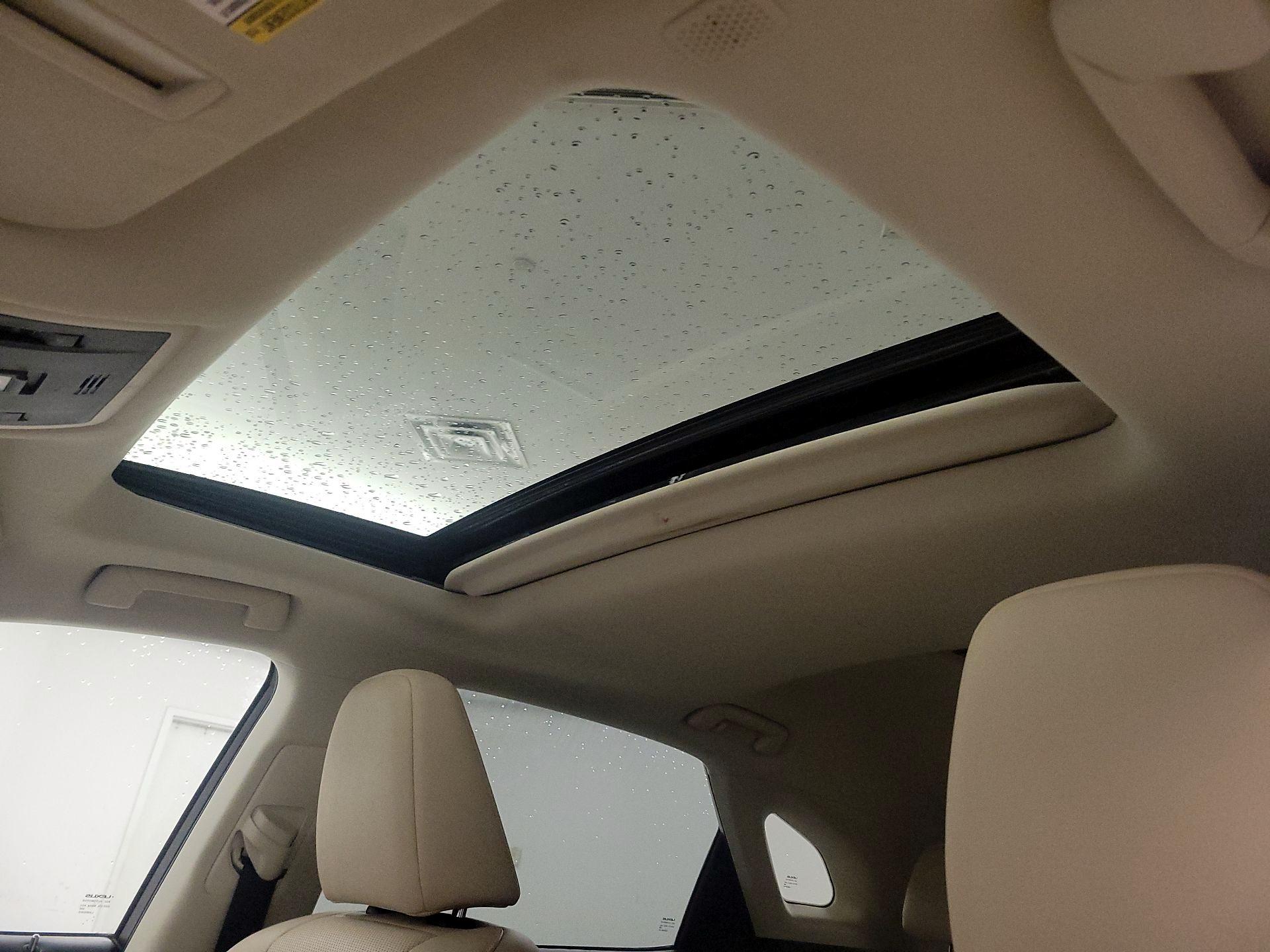 Thumbnail: 2022 Lexus RX - 20