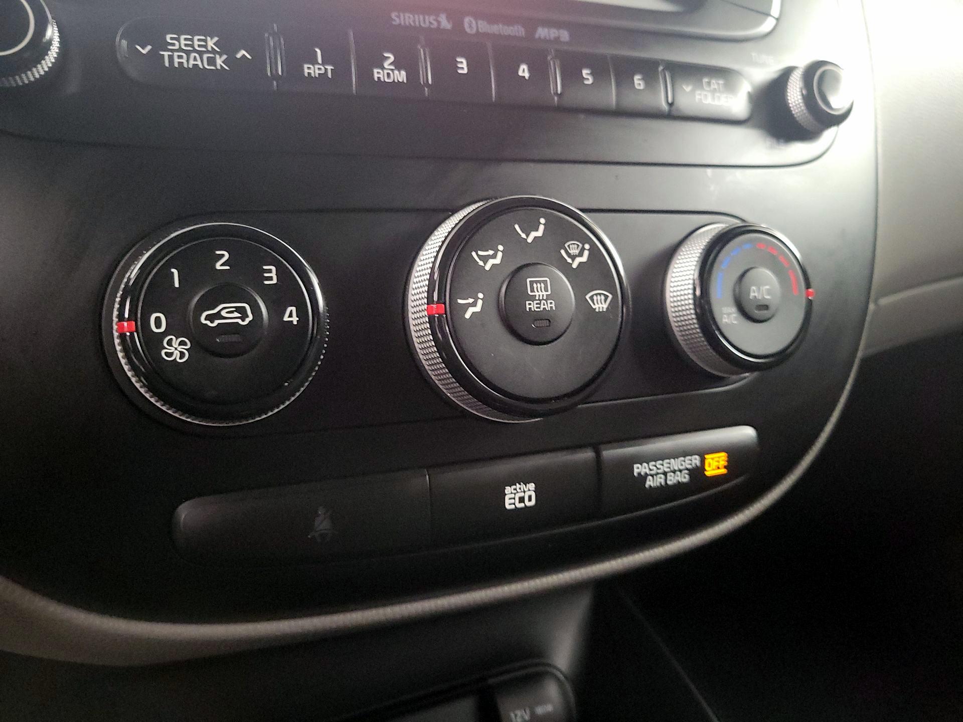 Thumbnail: 2014 Kia Soul - 15