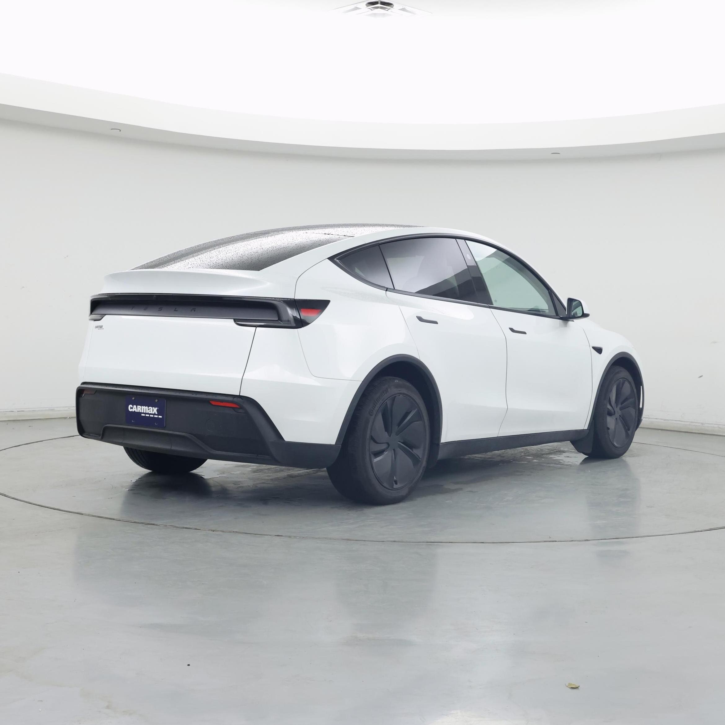 Thumbnail: 2026 Tesla Model Y - 8